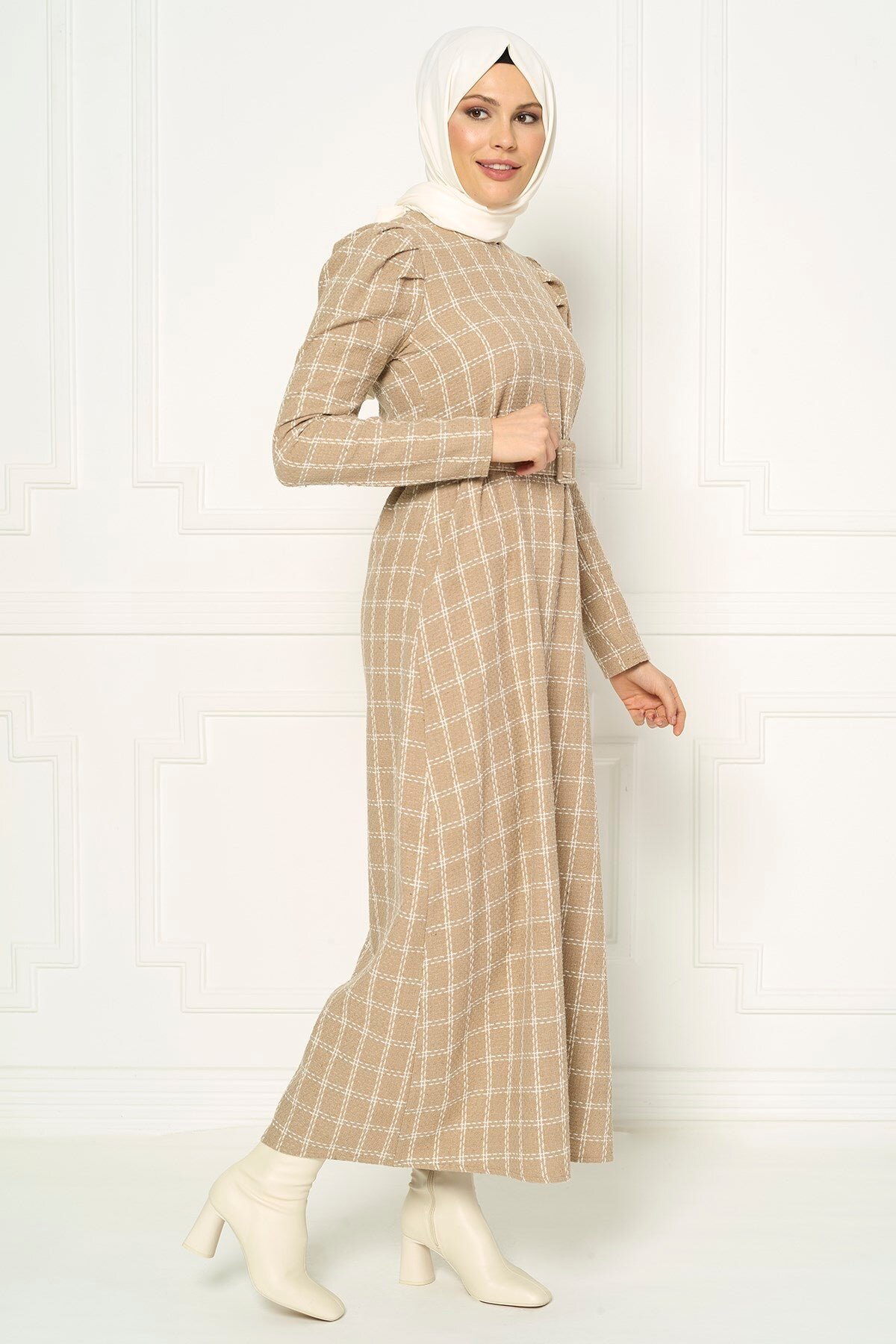 Winter Plaid Modest Dress - Beige - Beyza
