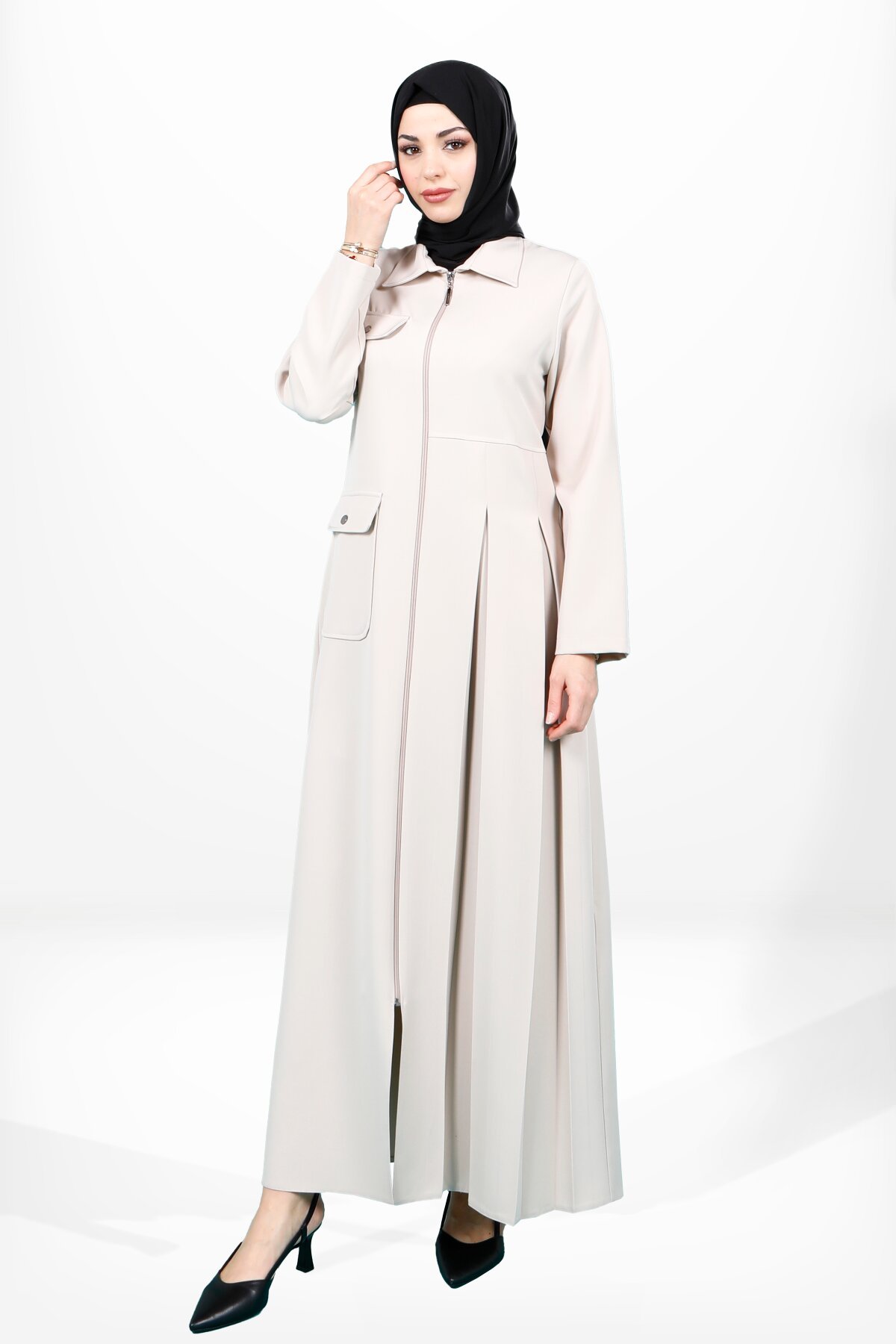 Side-Pleated Pocket Detail Zipped Abaya - Beige - Beyza