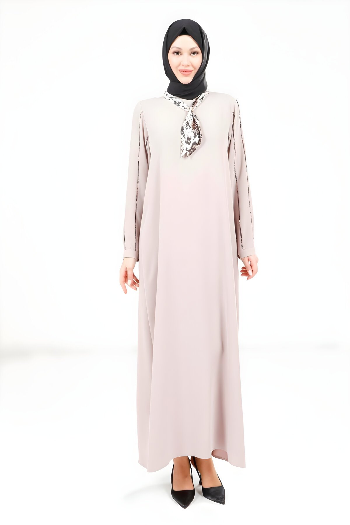 Bej Fularlı Tesettür Elbise - Beyza
