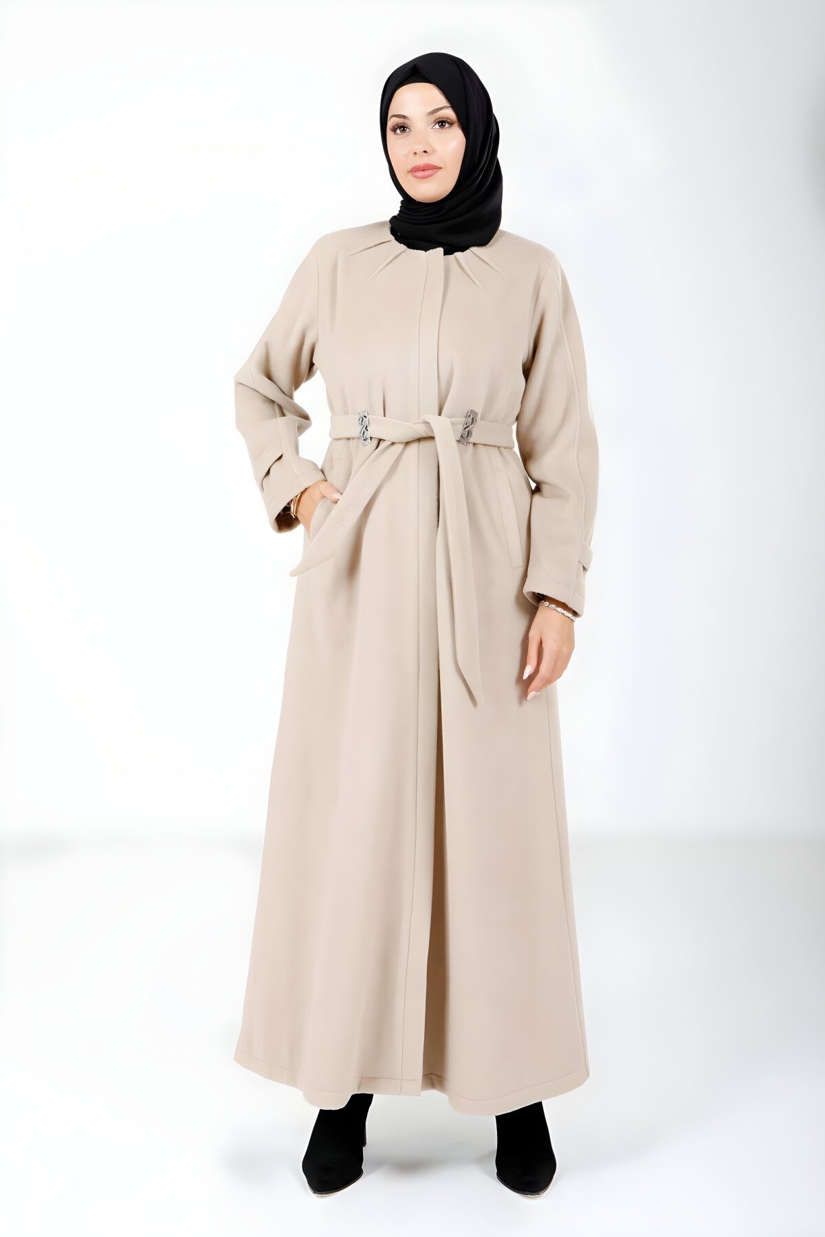 Bej Kışlık Moscova Kemerli Tesettür Kaban - Beyza