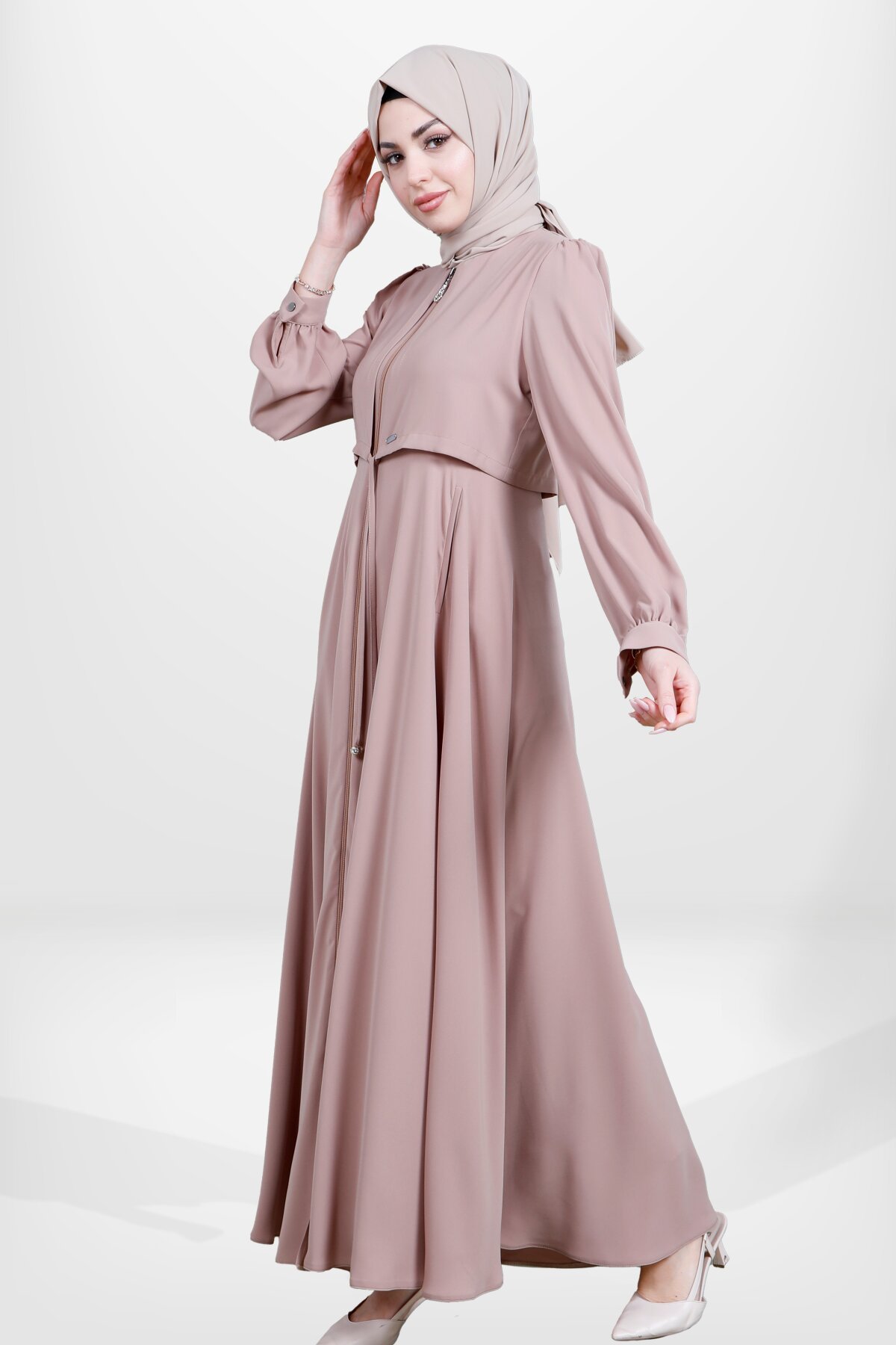 Bej Kloş Kesim Fermuarlı Bolero Detaylı Ferace - Beyza