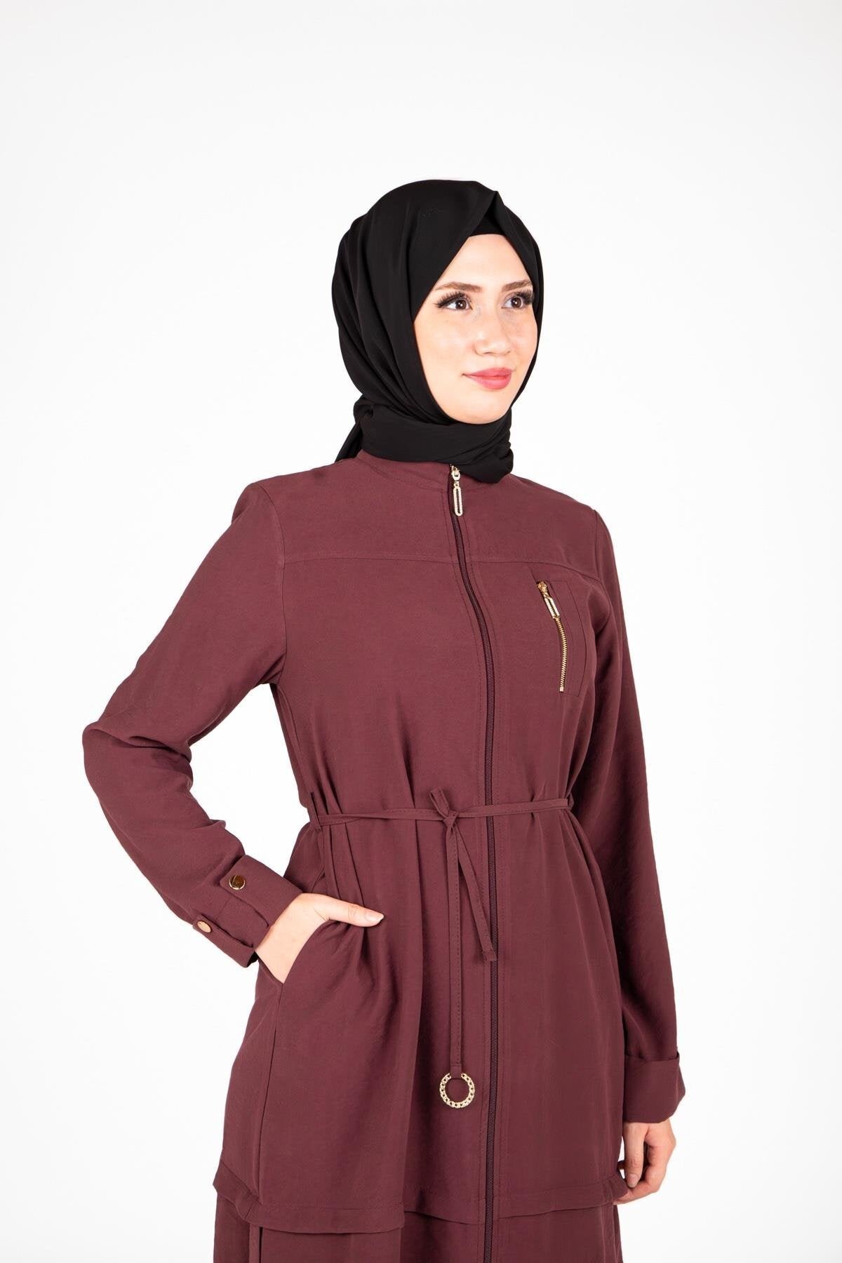 Ring Accessory Detail Two-Piece Modest Set - Maroon - Beyza