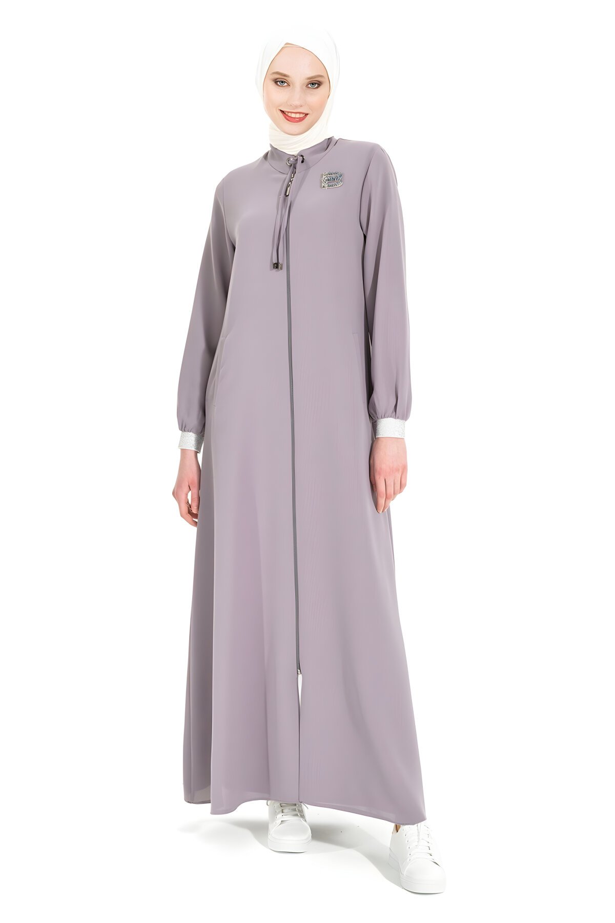 Gri Banu Taş İşlemeli Broş Detaylı Ferace - Beyza