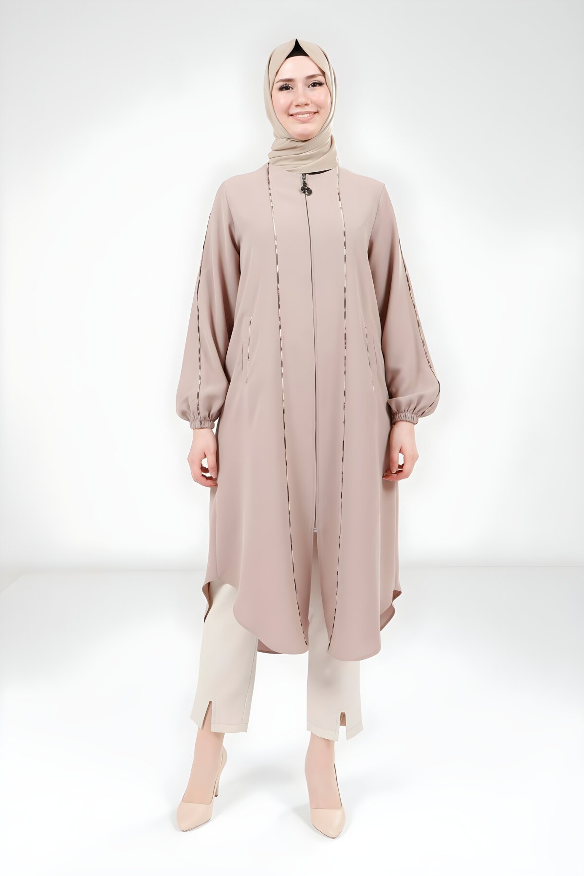 Kahverengi Giy Çık Biyeli Kap - Beyza