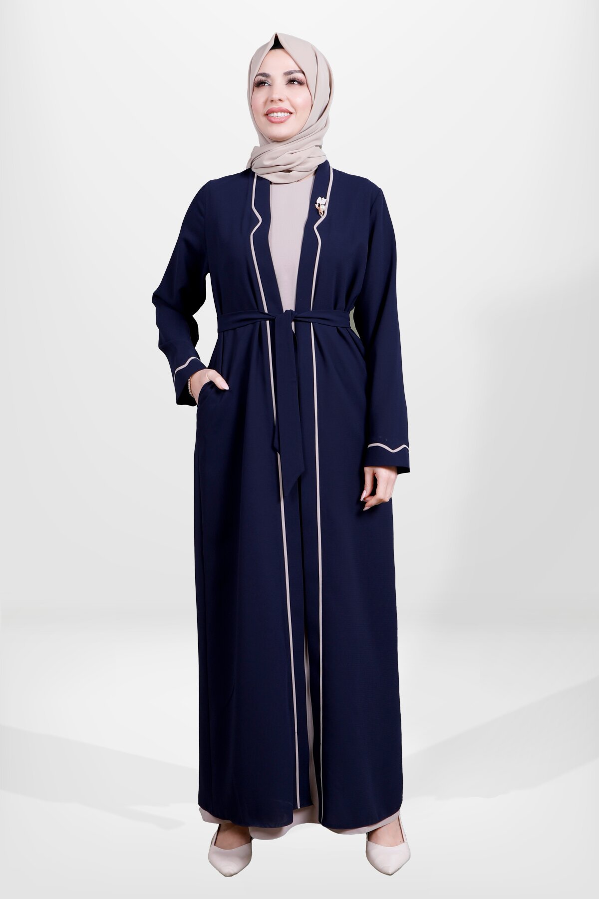 Two-Piece Brooch Detailed Double Piping Ferace Set - Navy Blue - Beyza