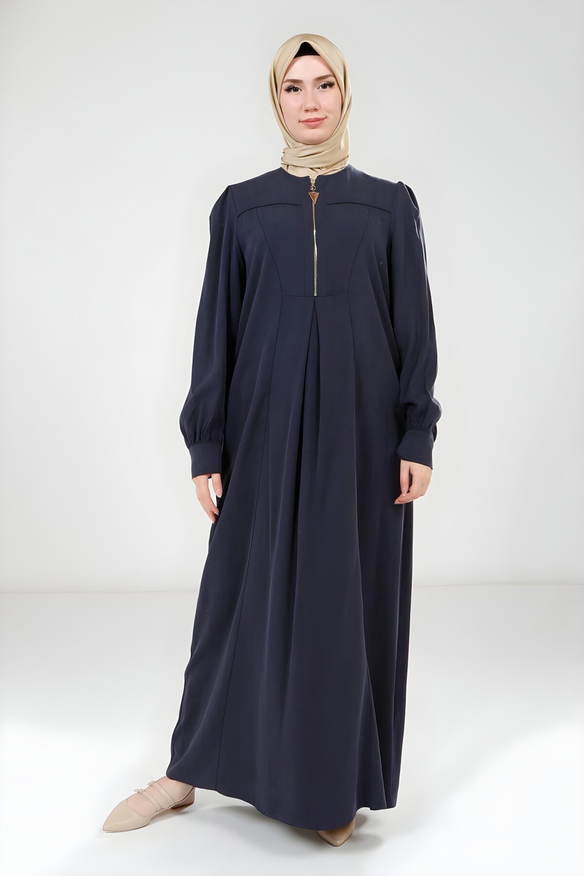 Lacivert Yakası Fermuarlı Tesettür Elbise - Beyza