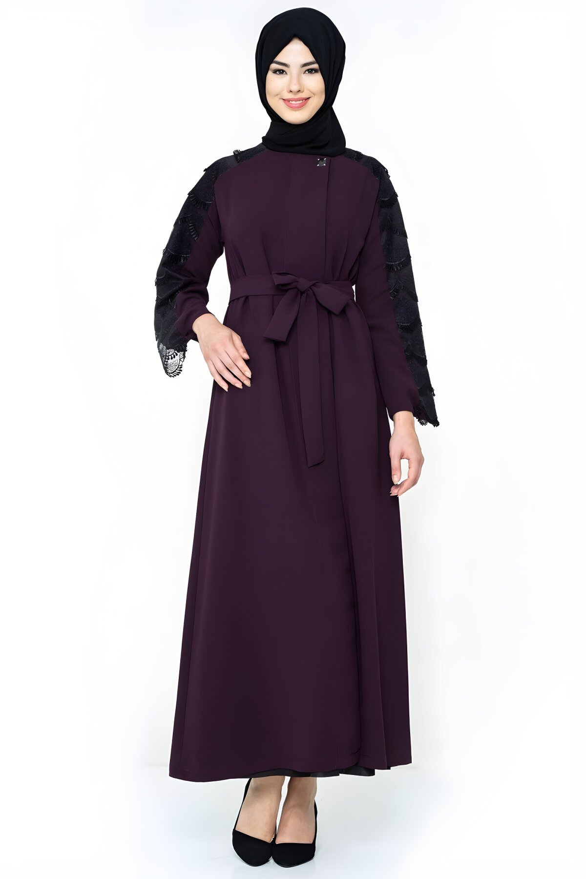 عباية عنابية بدانتيل وسحاب مخفي - Beyza