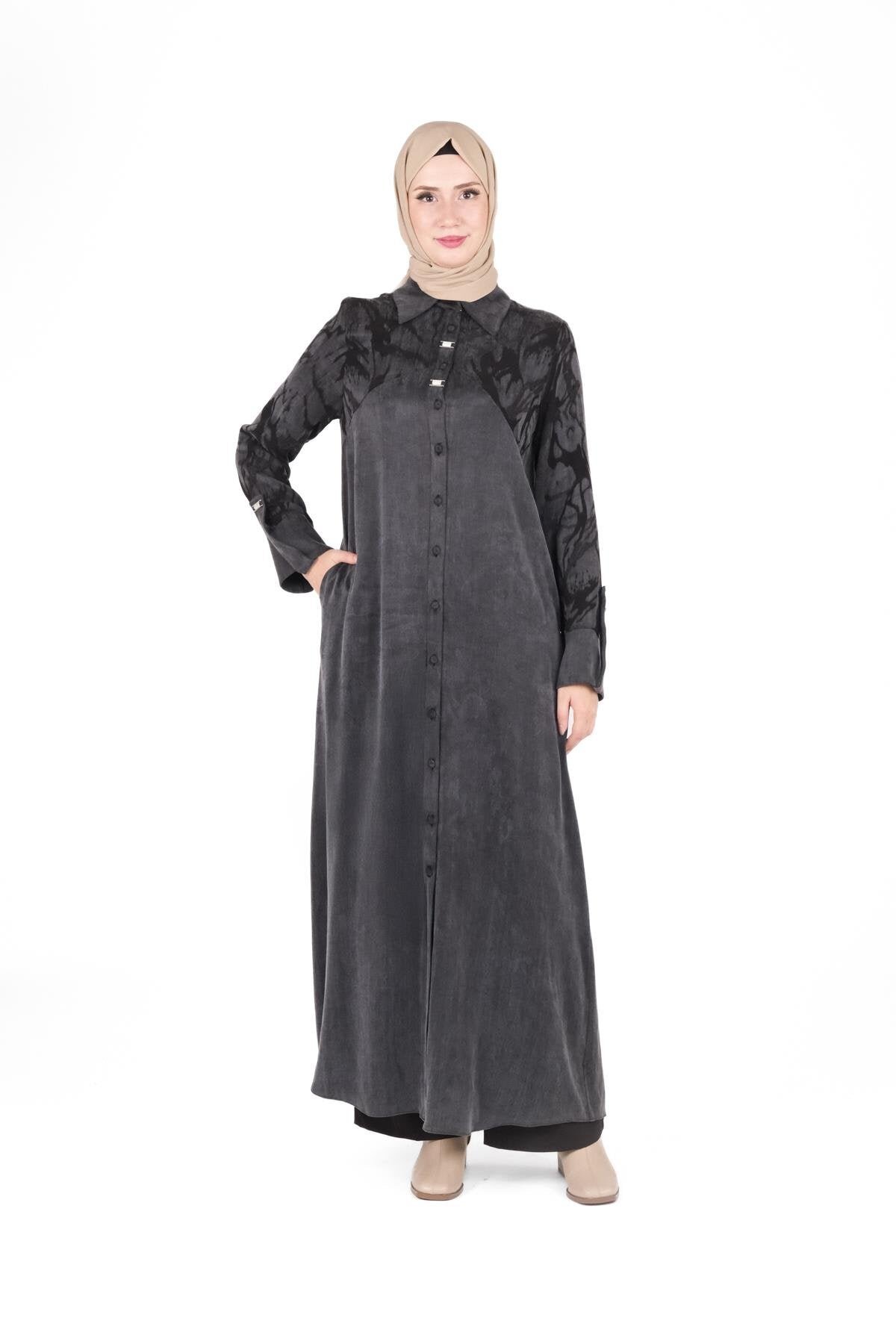 Patterned Buttoned Shoulder Detail Abaya - Black - Beyza