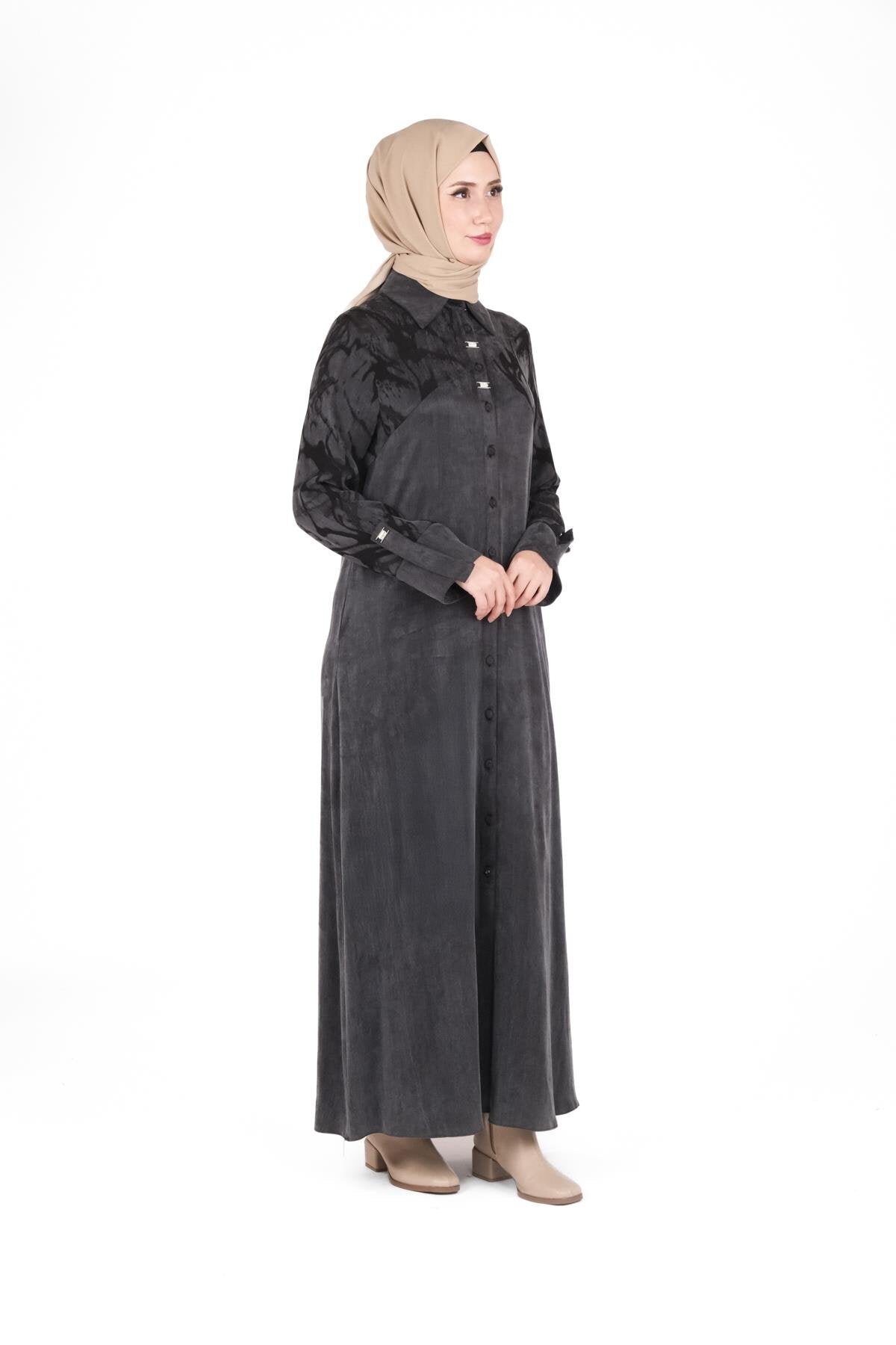 Patterned Buttoned Shoulder Detail Abaya - Black - Beyza