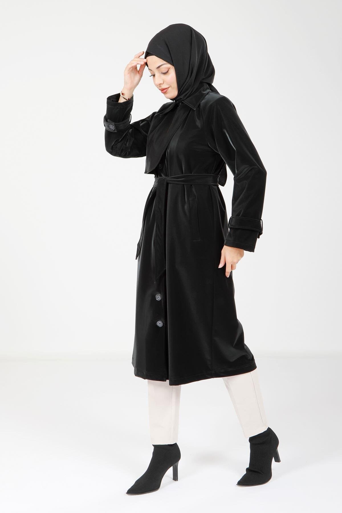 Belted Button-Detail Trench Coat - Black - Beyza