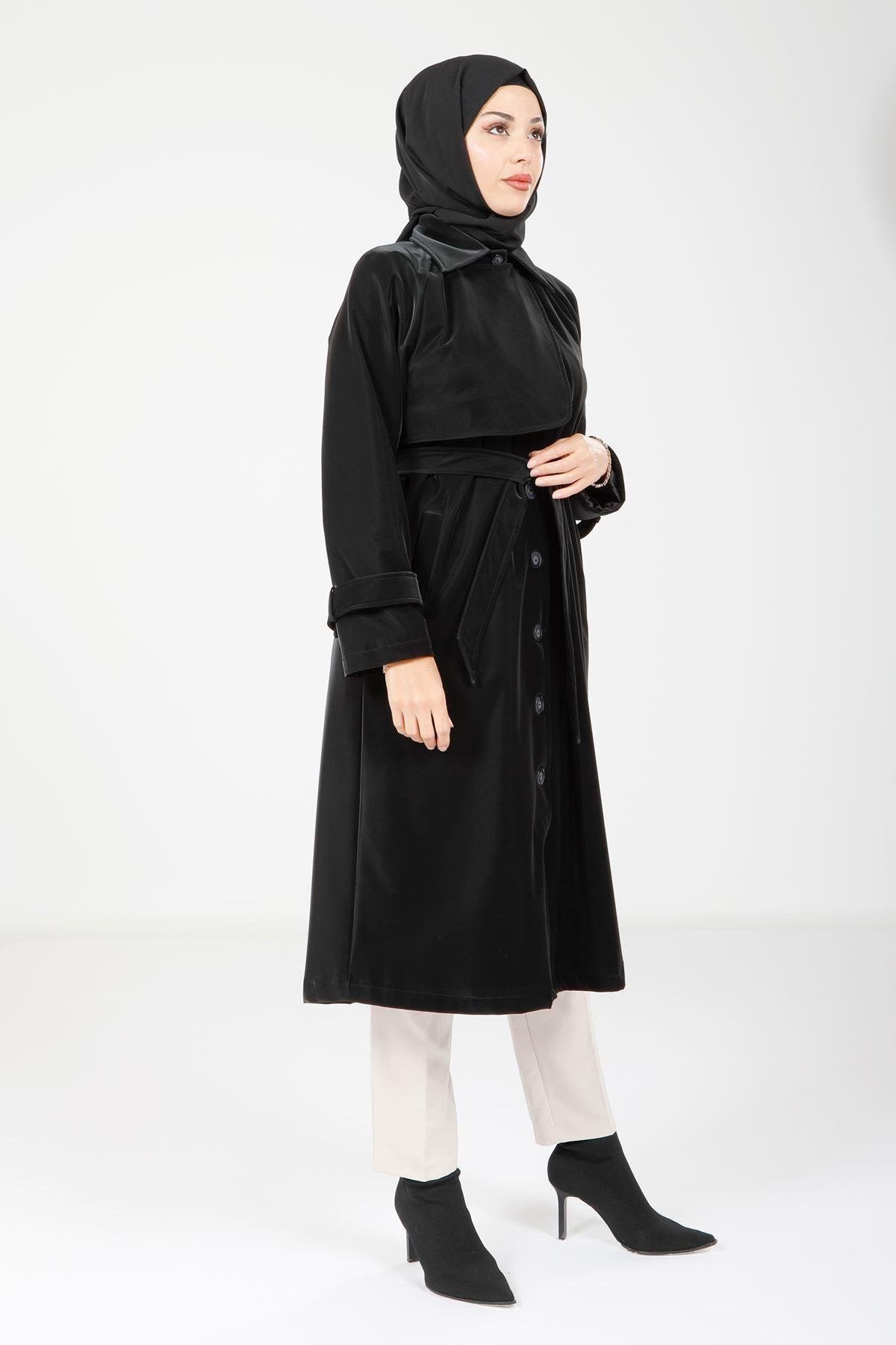 Belted Button-Detail Trench Coat - Black - Beyza