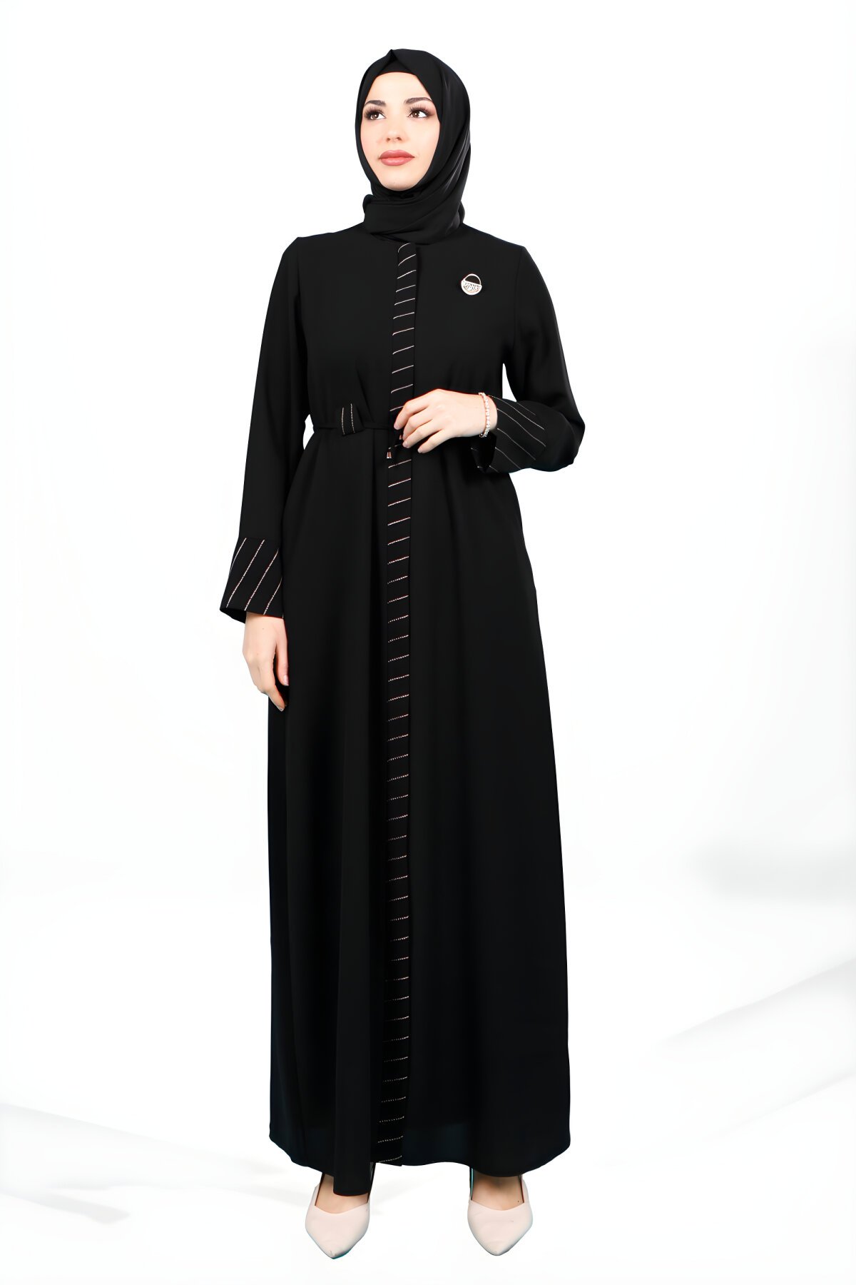 Siyah Fermuarlı İnce Kuşaklı Ferace - Beyza