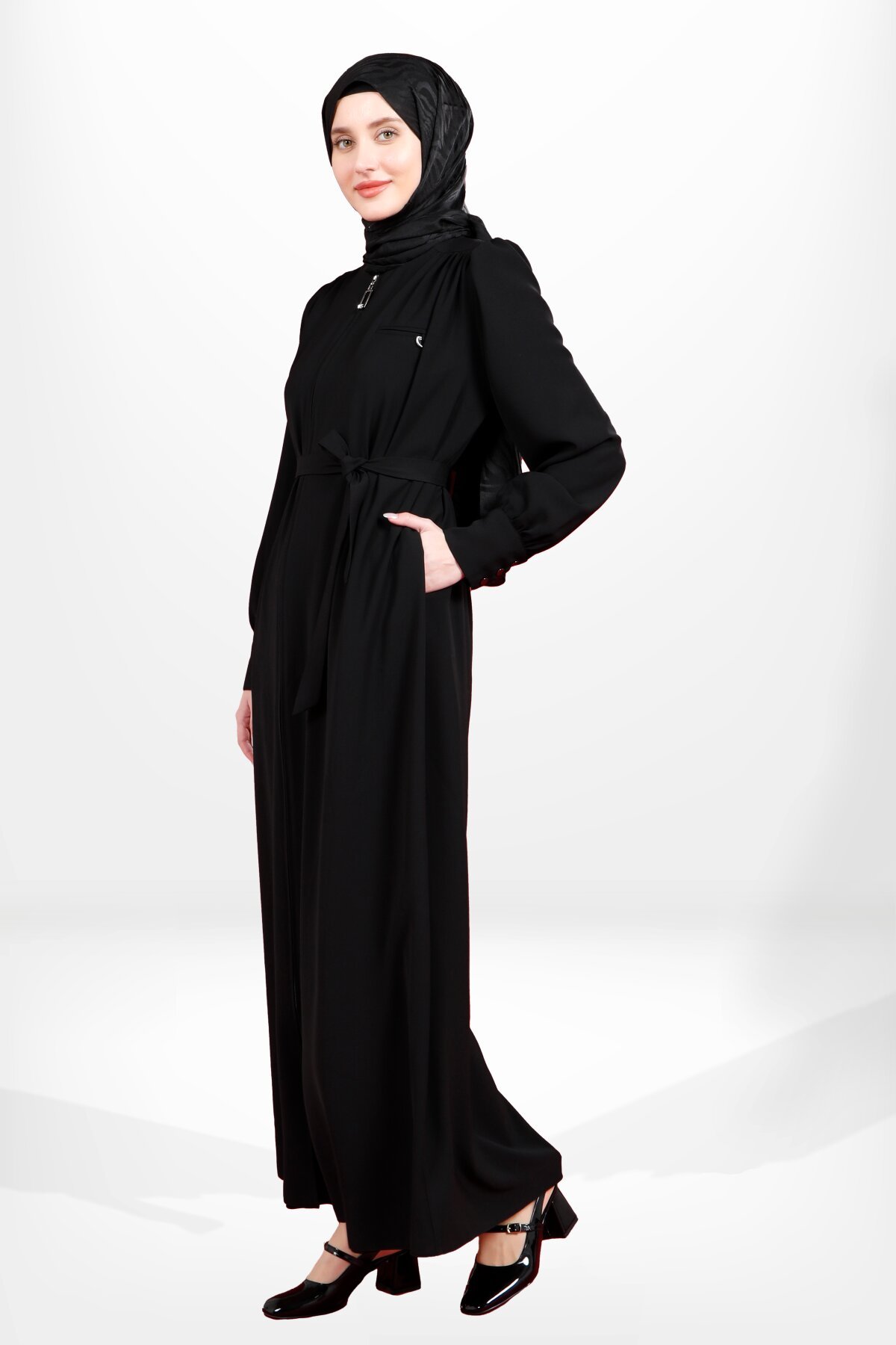 Zippered Detachable Belted Pocket Detail Abaya - Black - Beyza