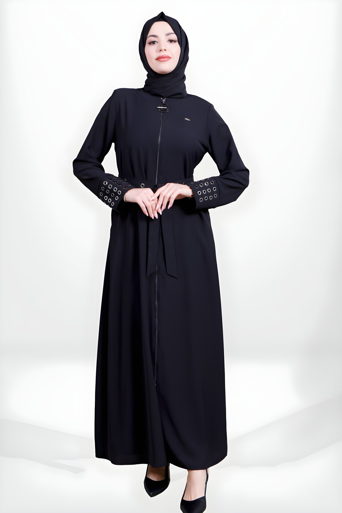 Siyah Fermuarlı Seyyar Kuşaklı Ferace - Beyza