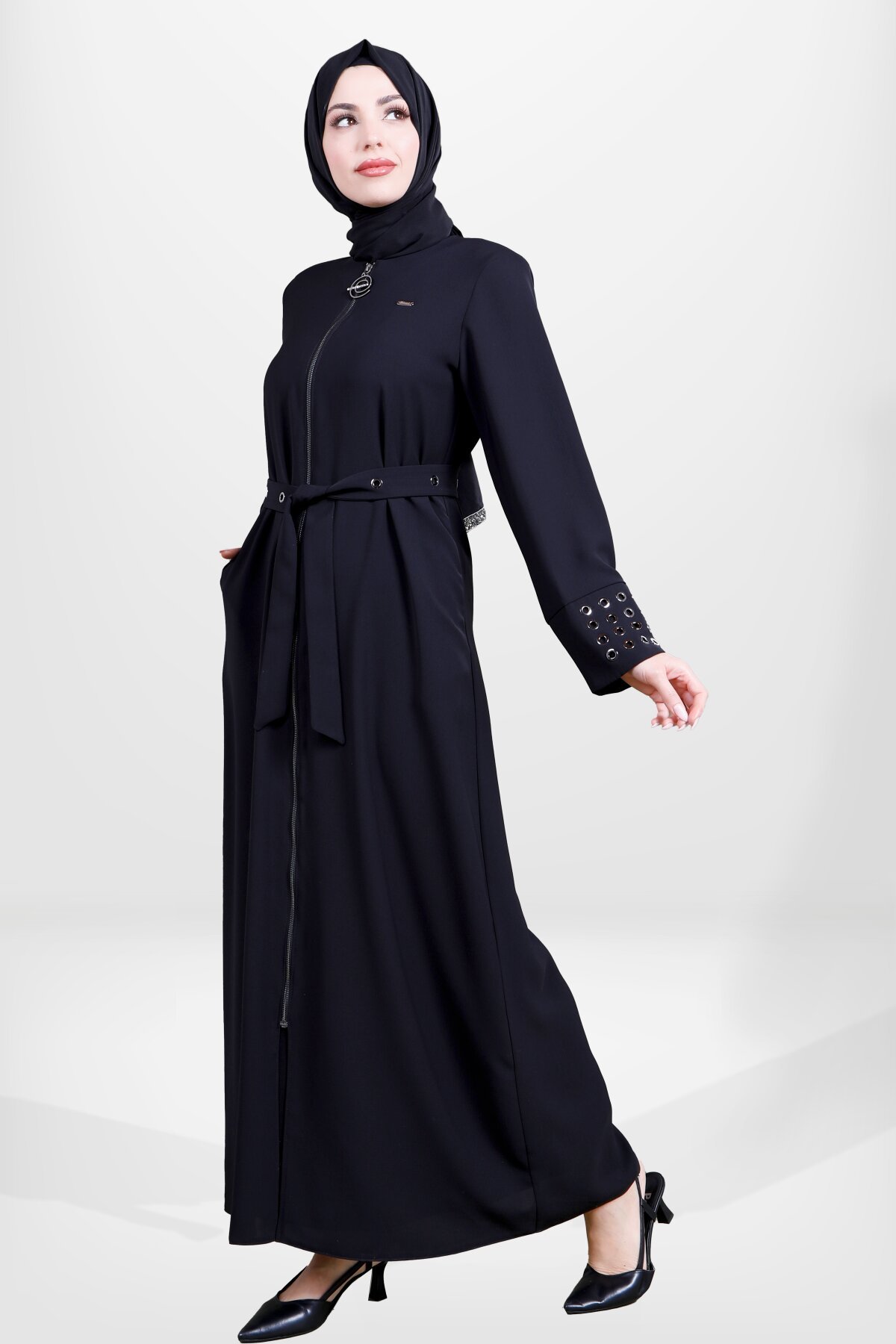 Zippered Detachable Belted Abaya - Black - Beyza
