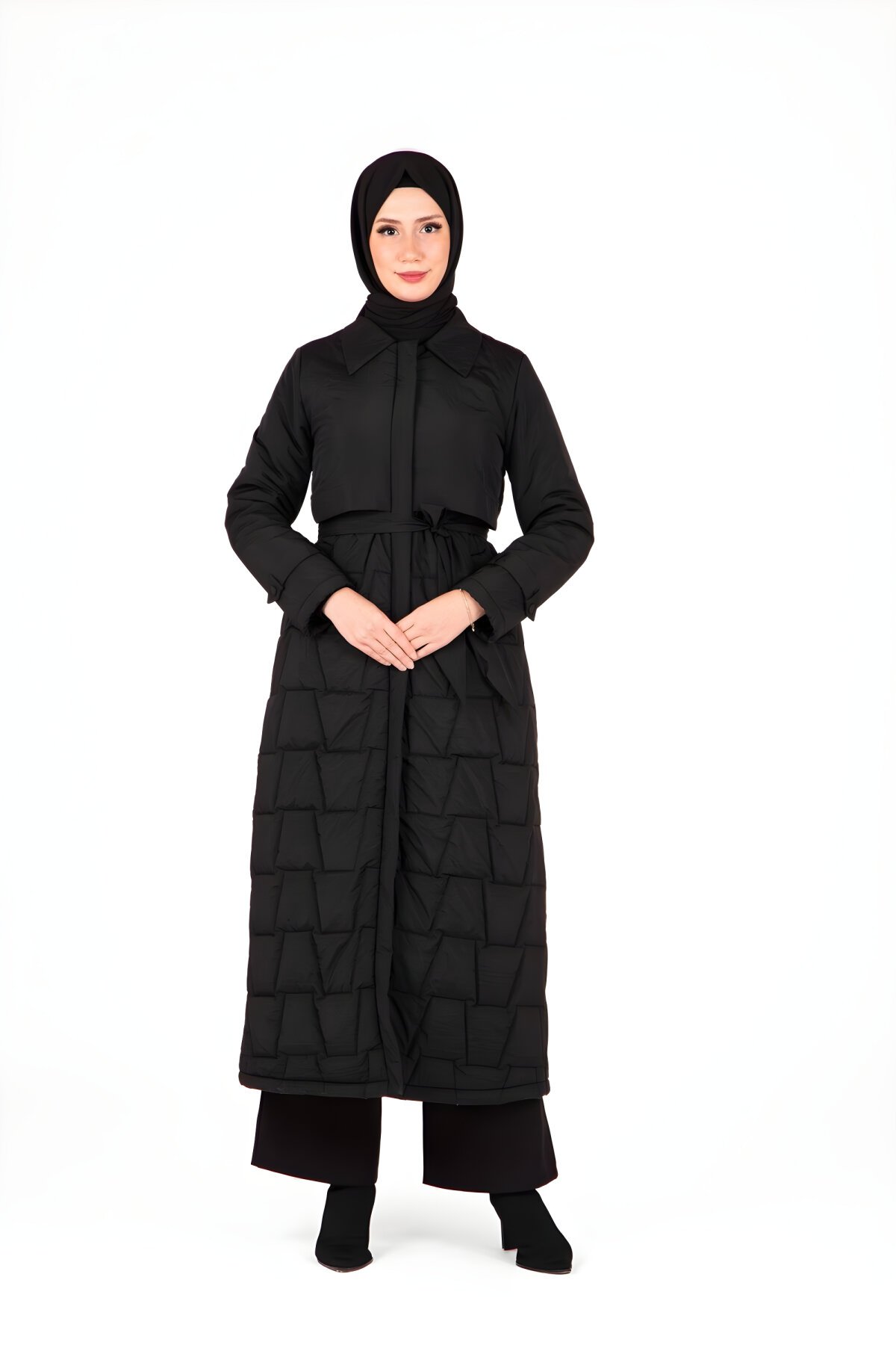 Siyah Kapitone Kuşaklı Tesettür Kaban - Beyza