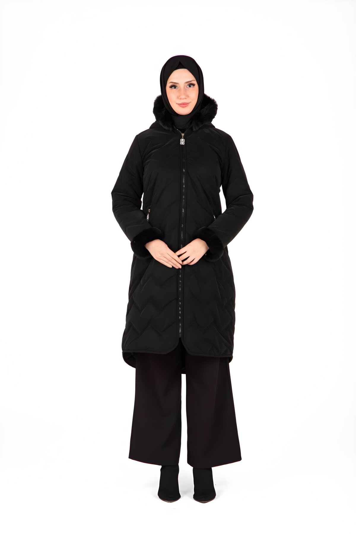 Plush-Detailed Hooded Modest Coat - Black - Beyza