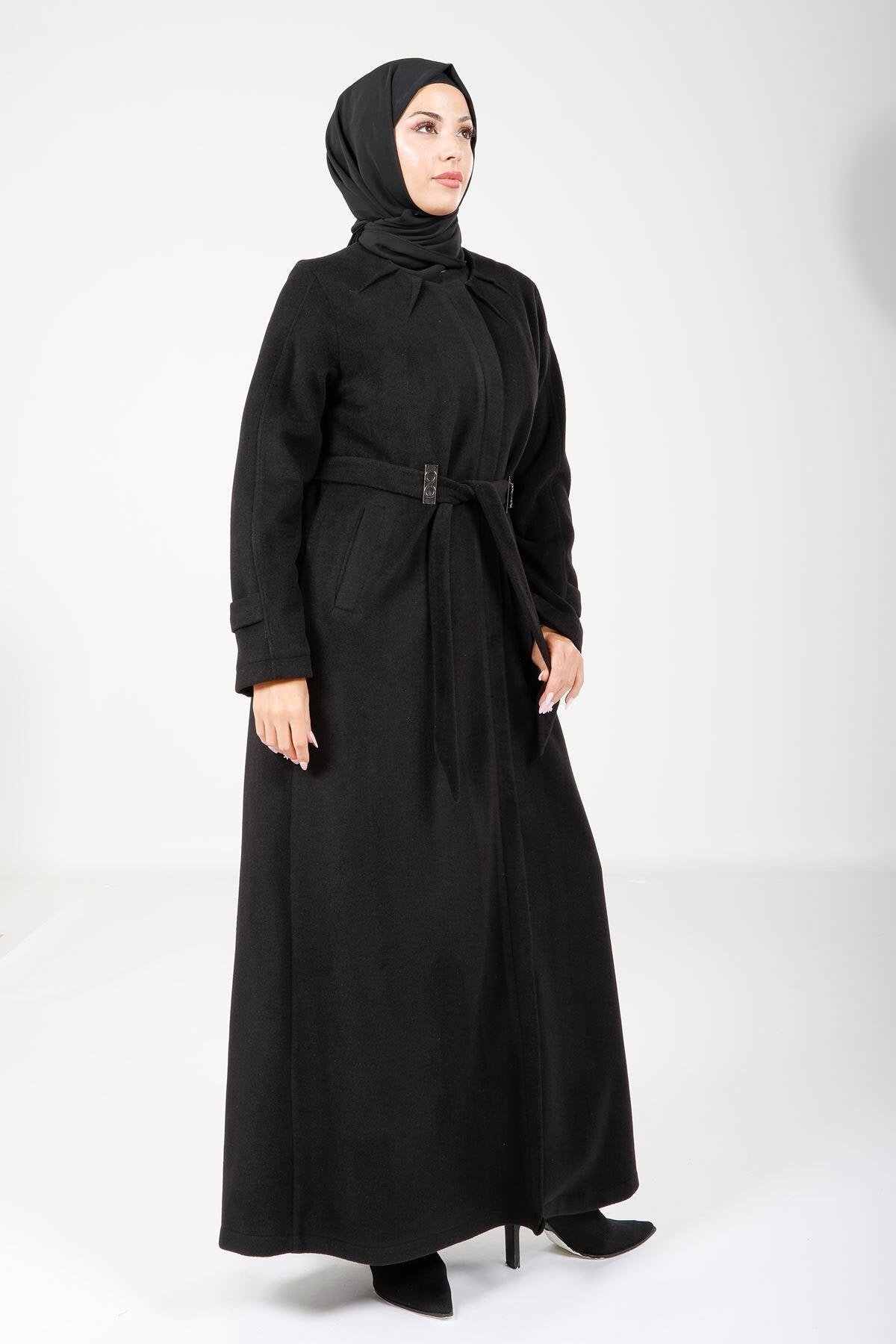 معطف شتوي محتشم أسود طراز موسكوفا بحزام - Beyza