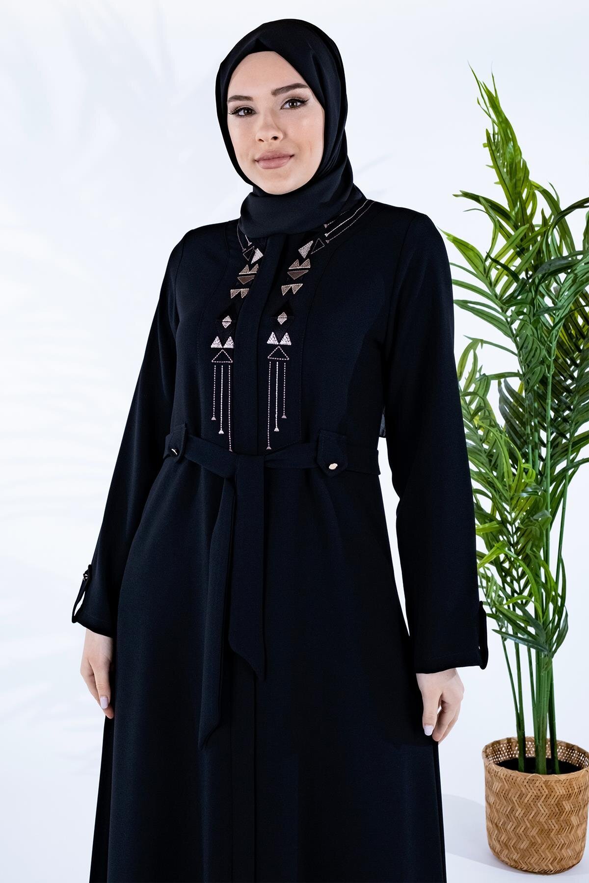 Embroidered Ferace with Egyptian Sash - Black - Beyza