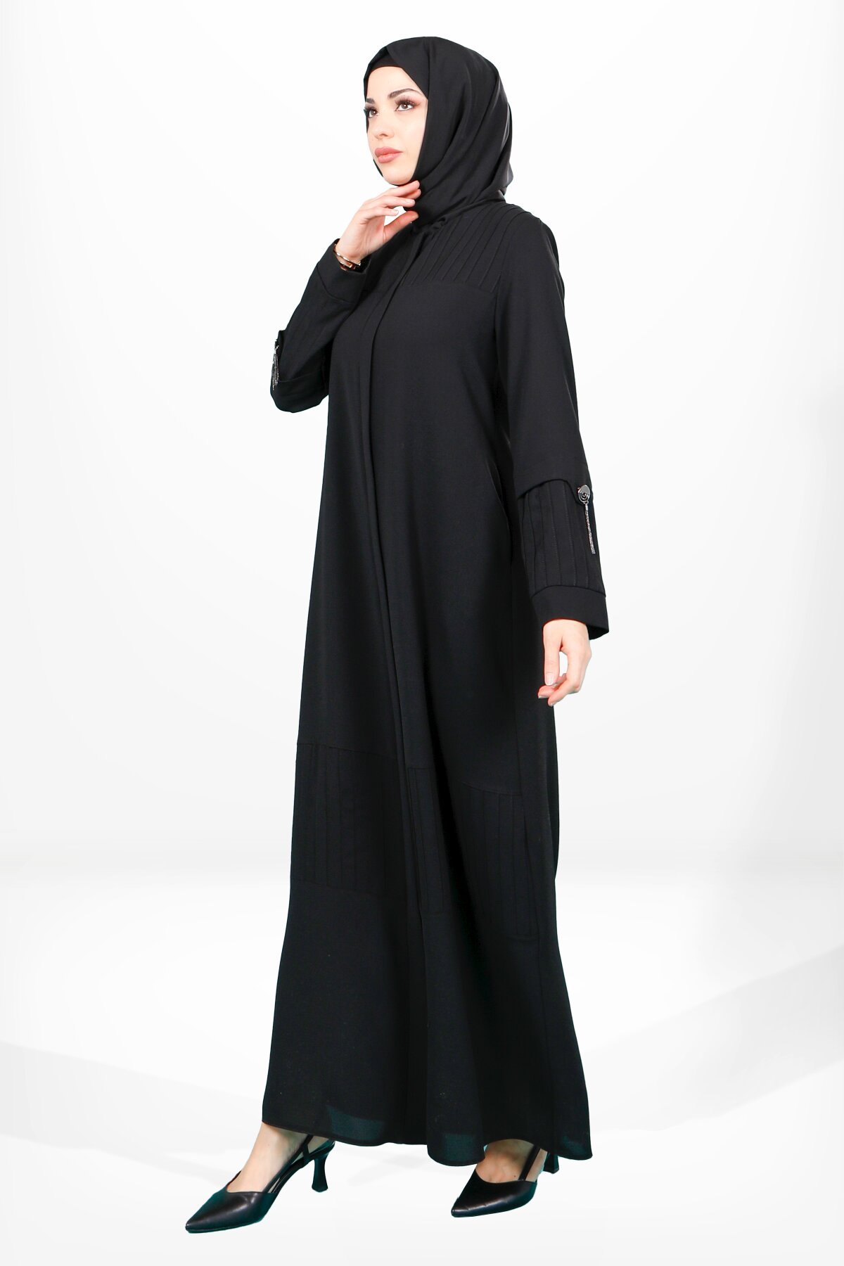 Pin-Tucked Zippered Abaya with Side Pockets - Black - Beyza