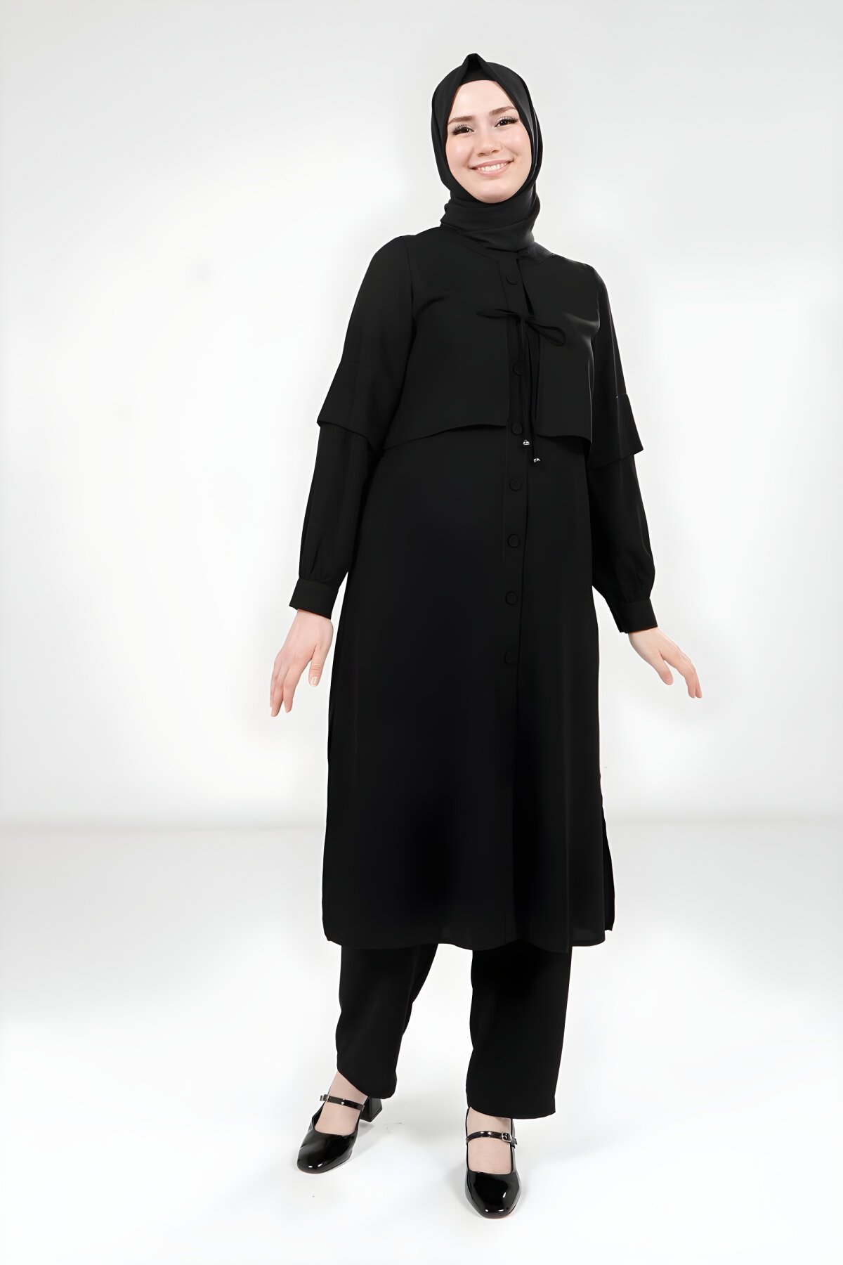 Siyah Rüzgarlıklı Alt Üst Tesettür Takım - Beyza