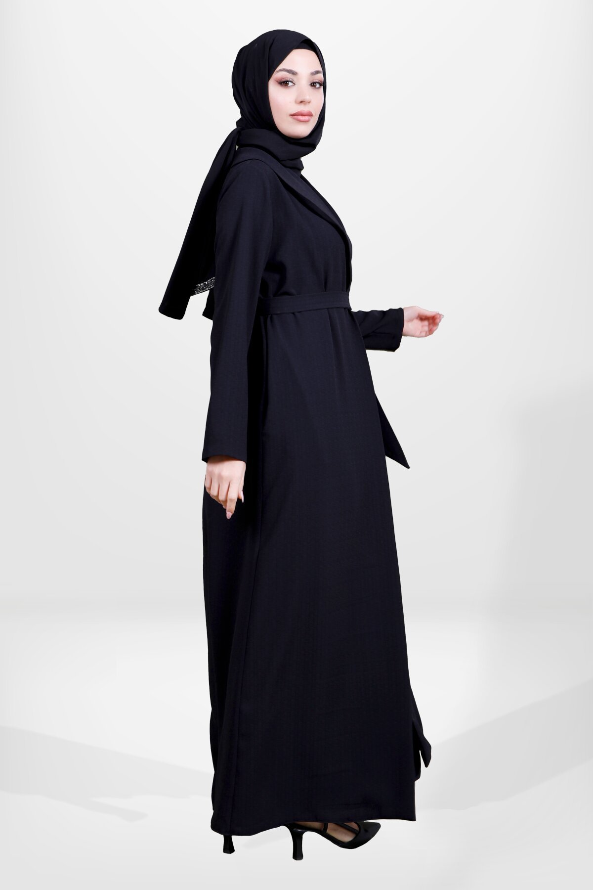 Shawl Collar Brooch Detailed Abaya - Black - Beyza