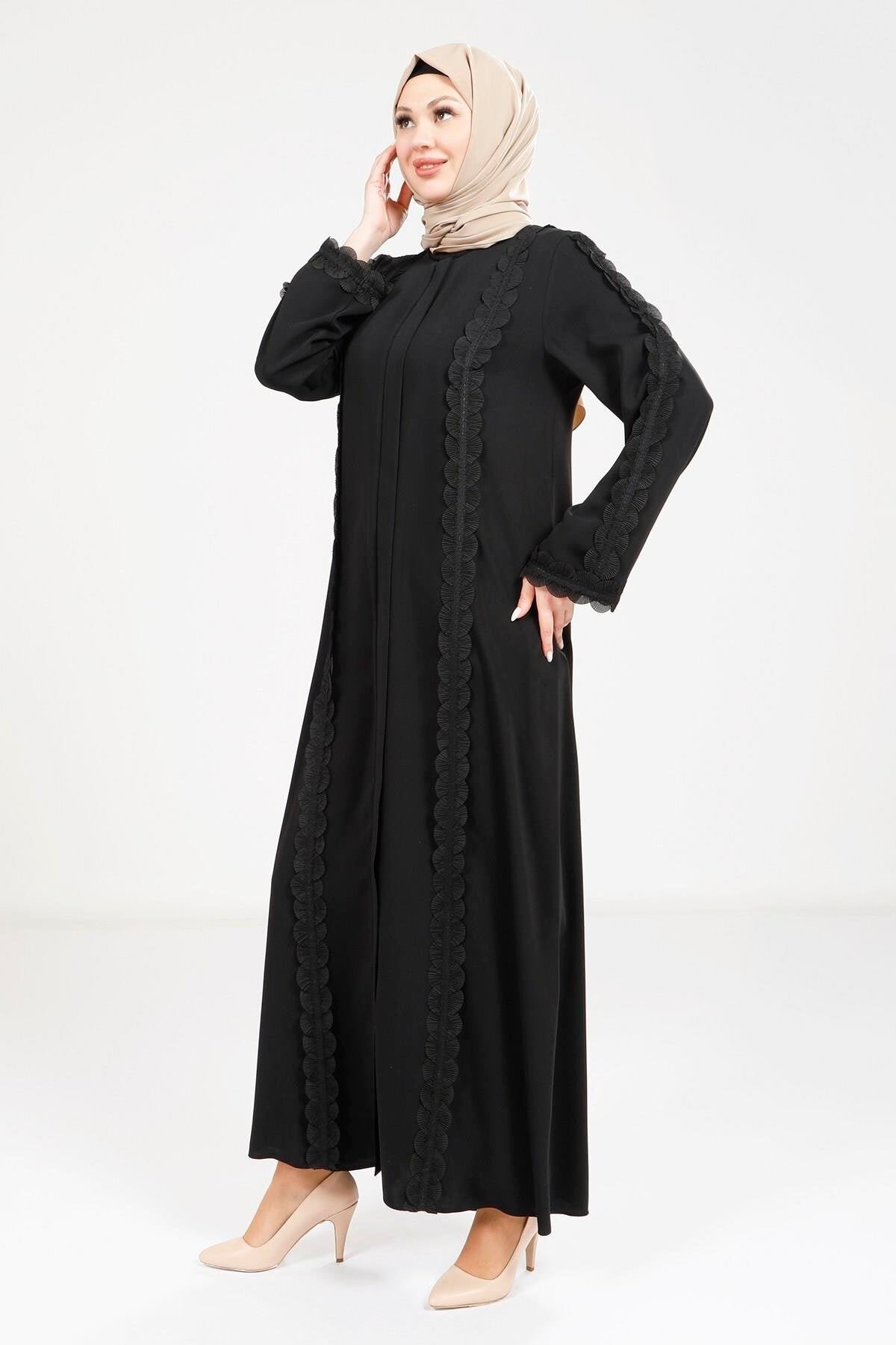Striped Guipure Abaya - Black - Beyza