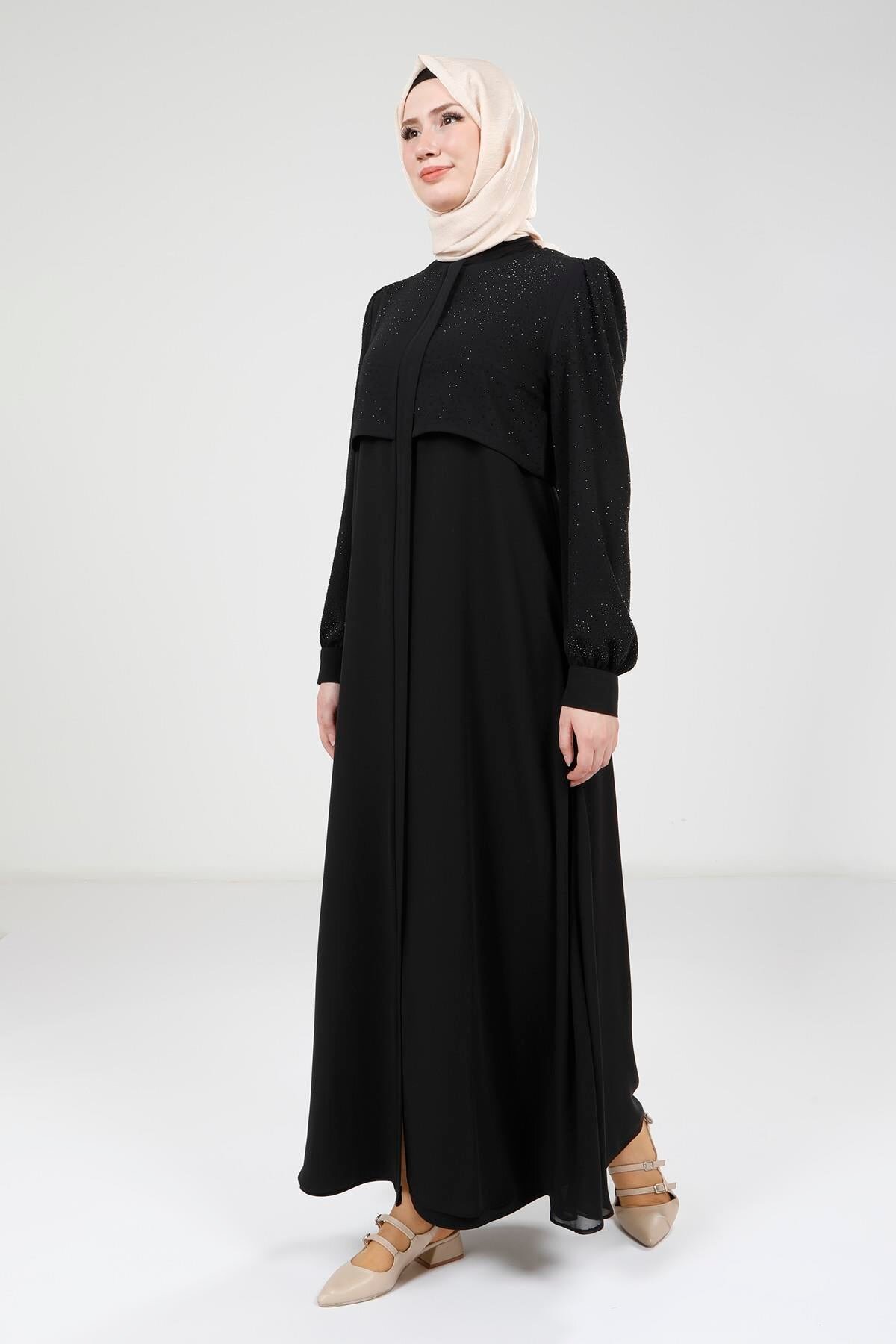 Scattered Stone Detail Ferace Abaya - Black - Beyza