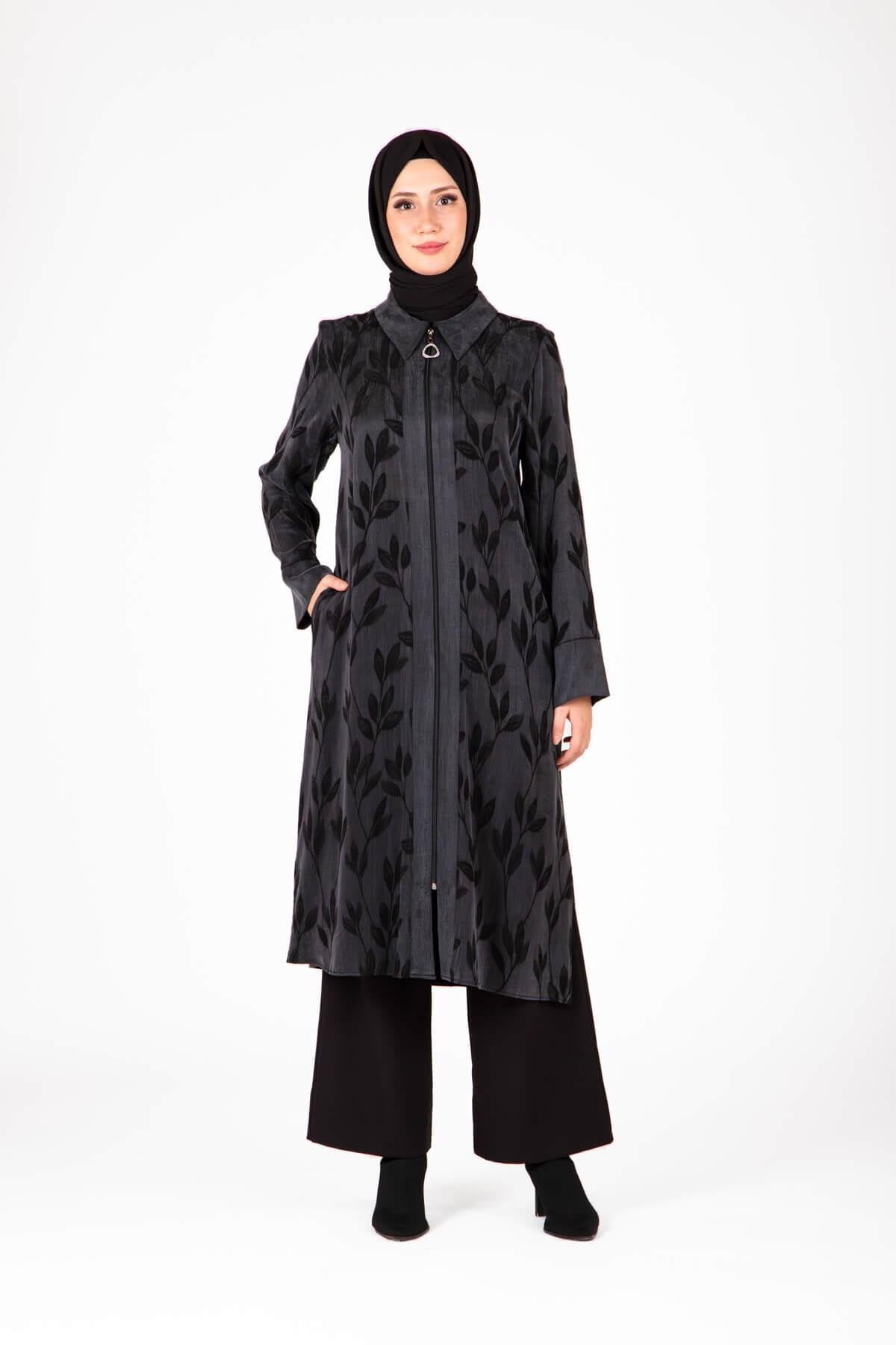 Lightweight Leaf-Patterned Coat - Black - Beyza