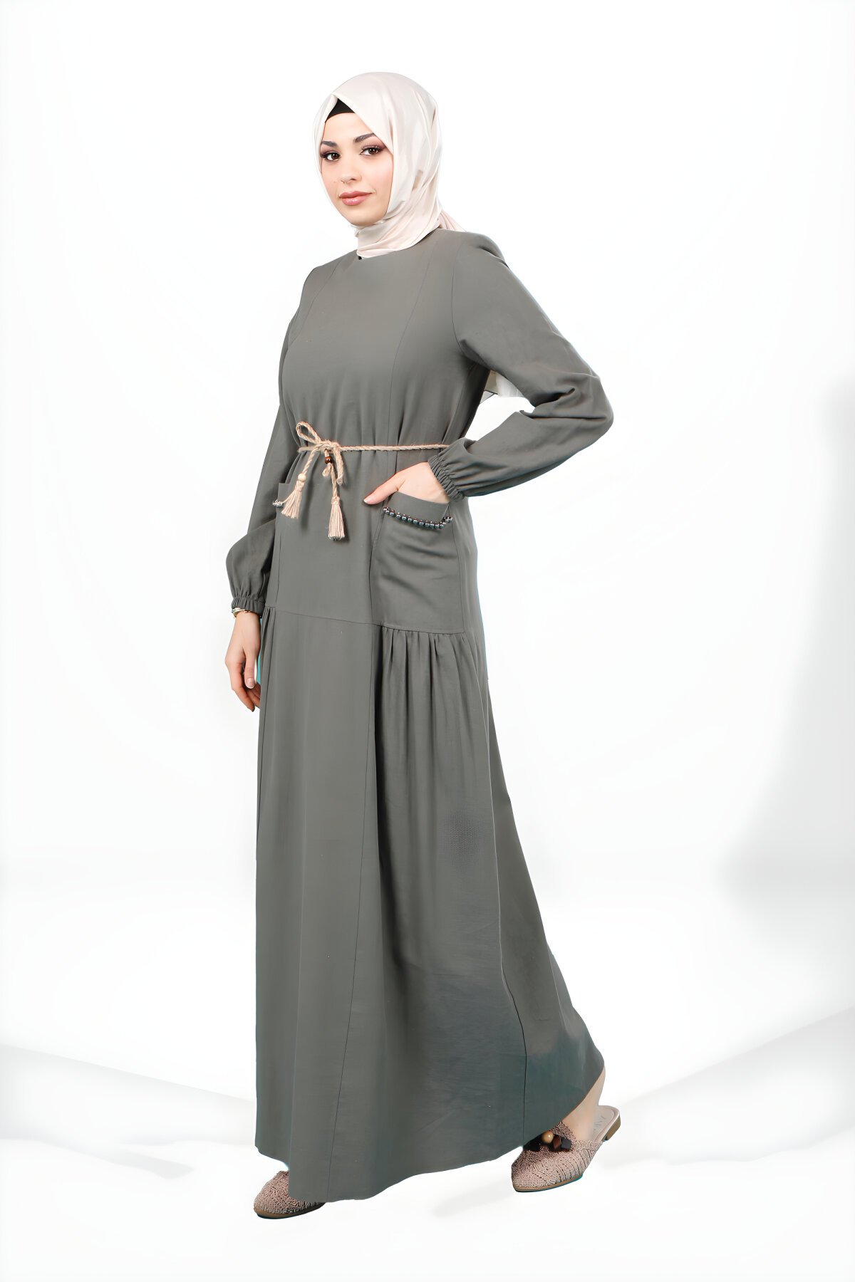 Turuncu Bisiklet Yaka Cebi Taşlı Seyyar İp Kemerli Tesettür Elbise - Beyza