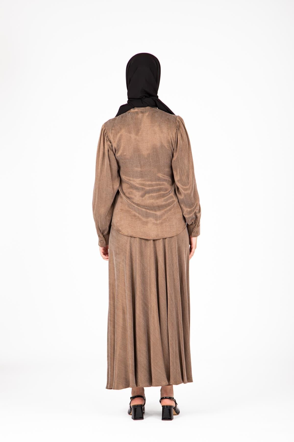 Two-Piece Modest Set with Skirt and Buttoned Collar - Mink - Beyza
