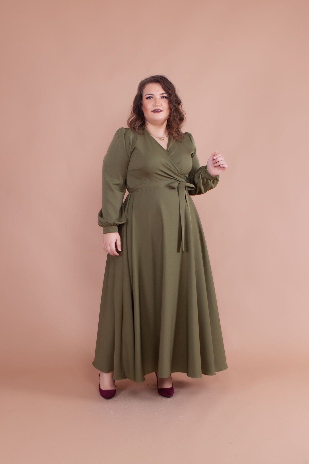فستان سهرة محتشم مقاس كبير زيتوني - Bidoluelbise