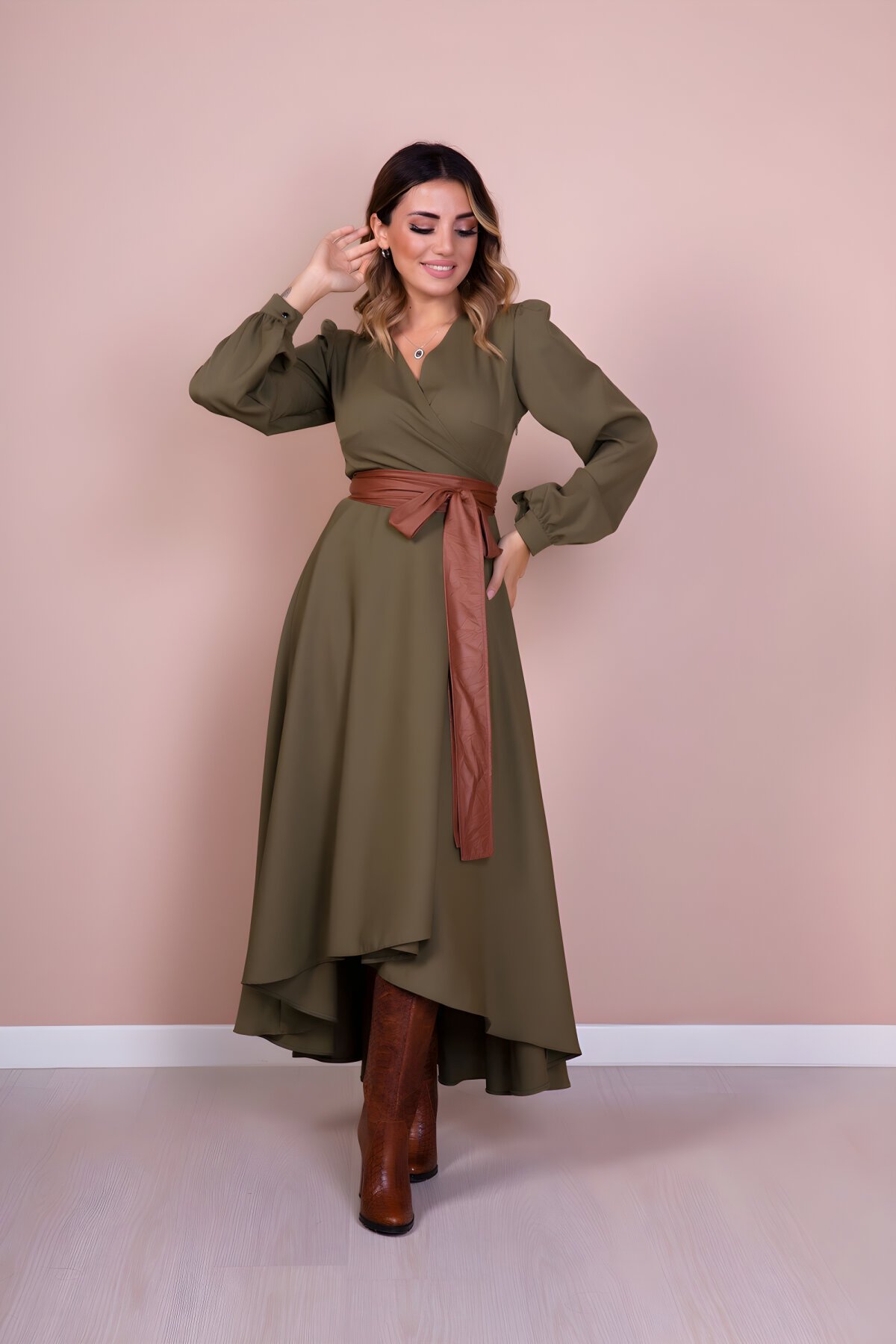 Haki Taba Asimetrik Kesim Uzun Kol Deri Kemerli Tesettür Elbise - Bidoluelbise