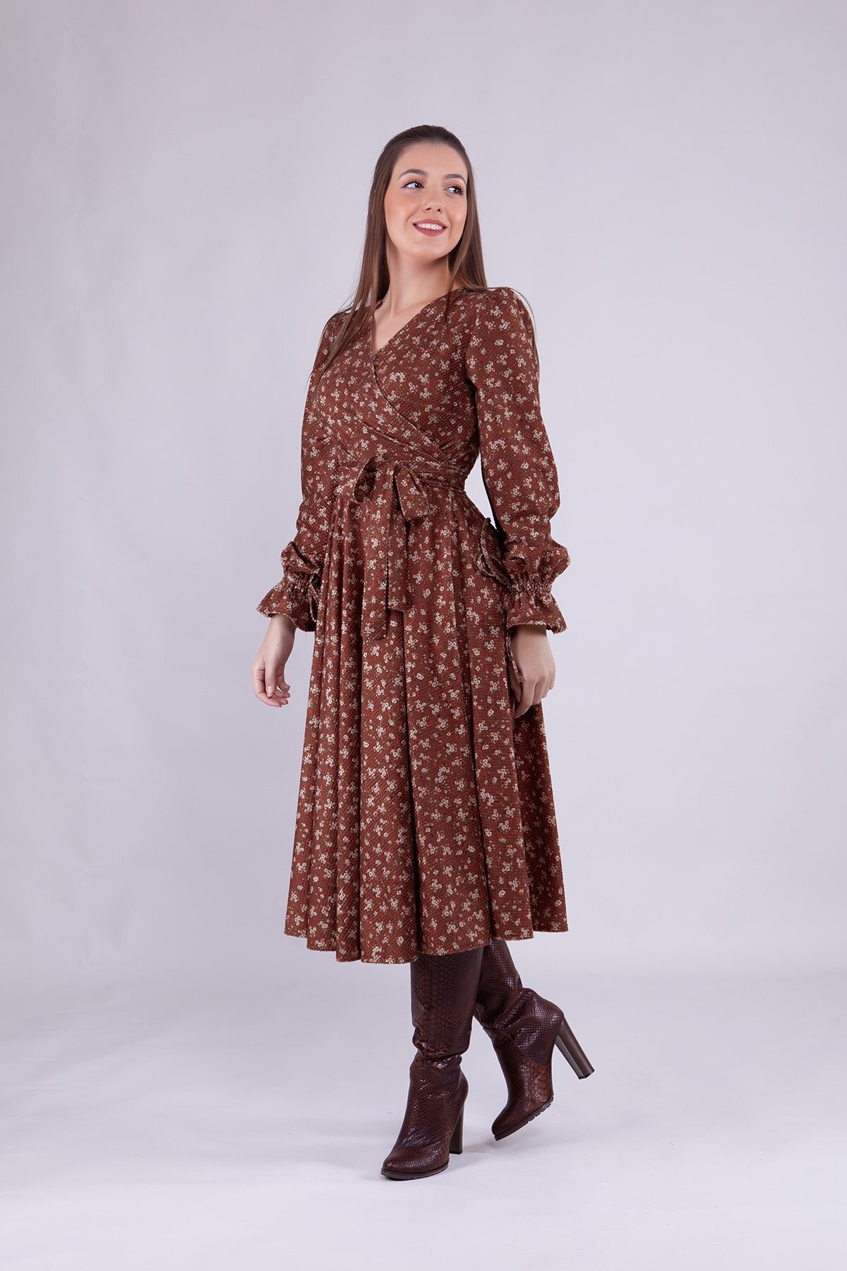 Long-Sleeve Floral-Patterned Velvet Wrap-Neck Modest Dress - Brown - Bidoluelbise