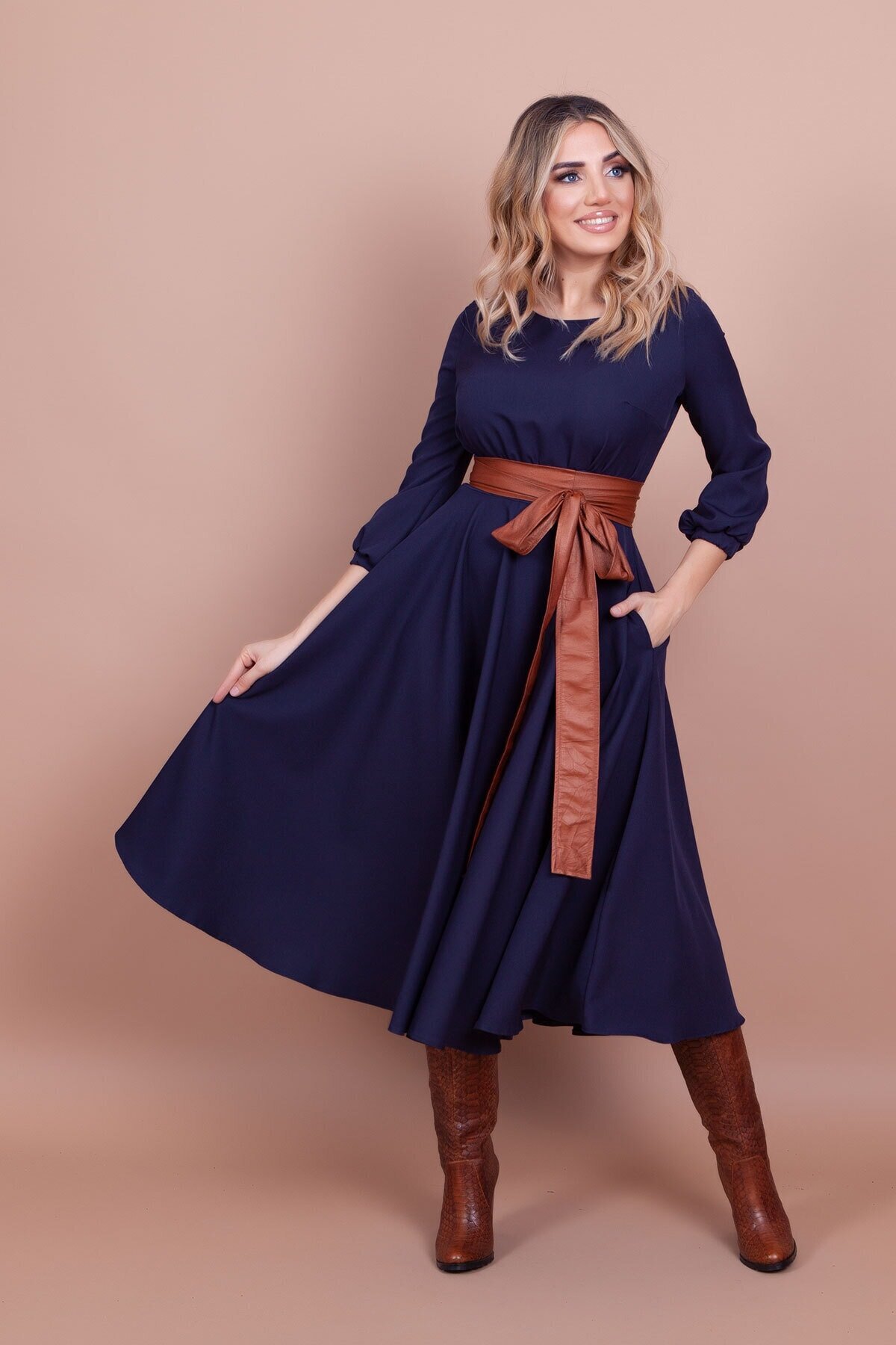 Midi Round-Neck Modest Dress with Pocket Detail - Navy Blue - Bidoluelbise