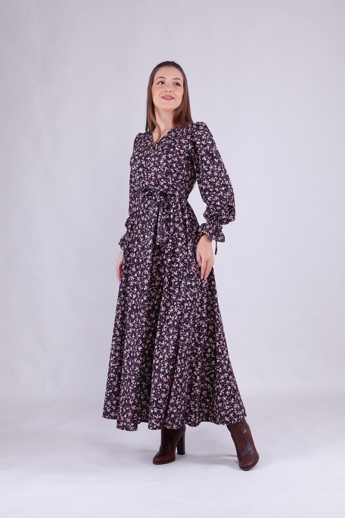 Long Sleeve Floral Velvet Wrap Neck Modest Dress - Black - Bidoluelbise