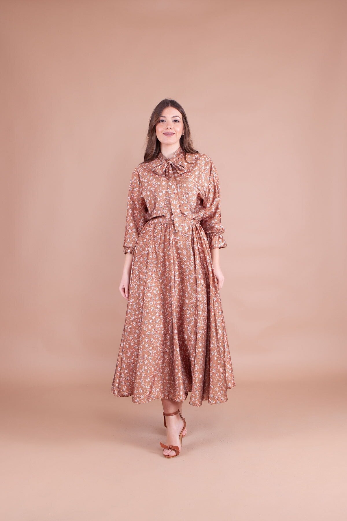 Batwing Floral Patterned Satin Modest Evening Dress - Tan - Bidoluelbise