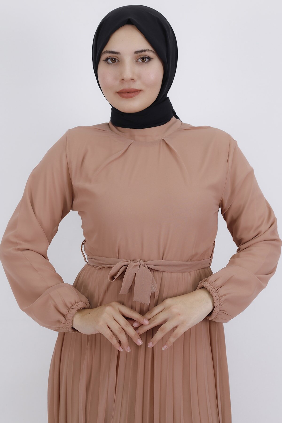 Chiffon Pleated Detail Modest Dress - Beige - Butik