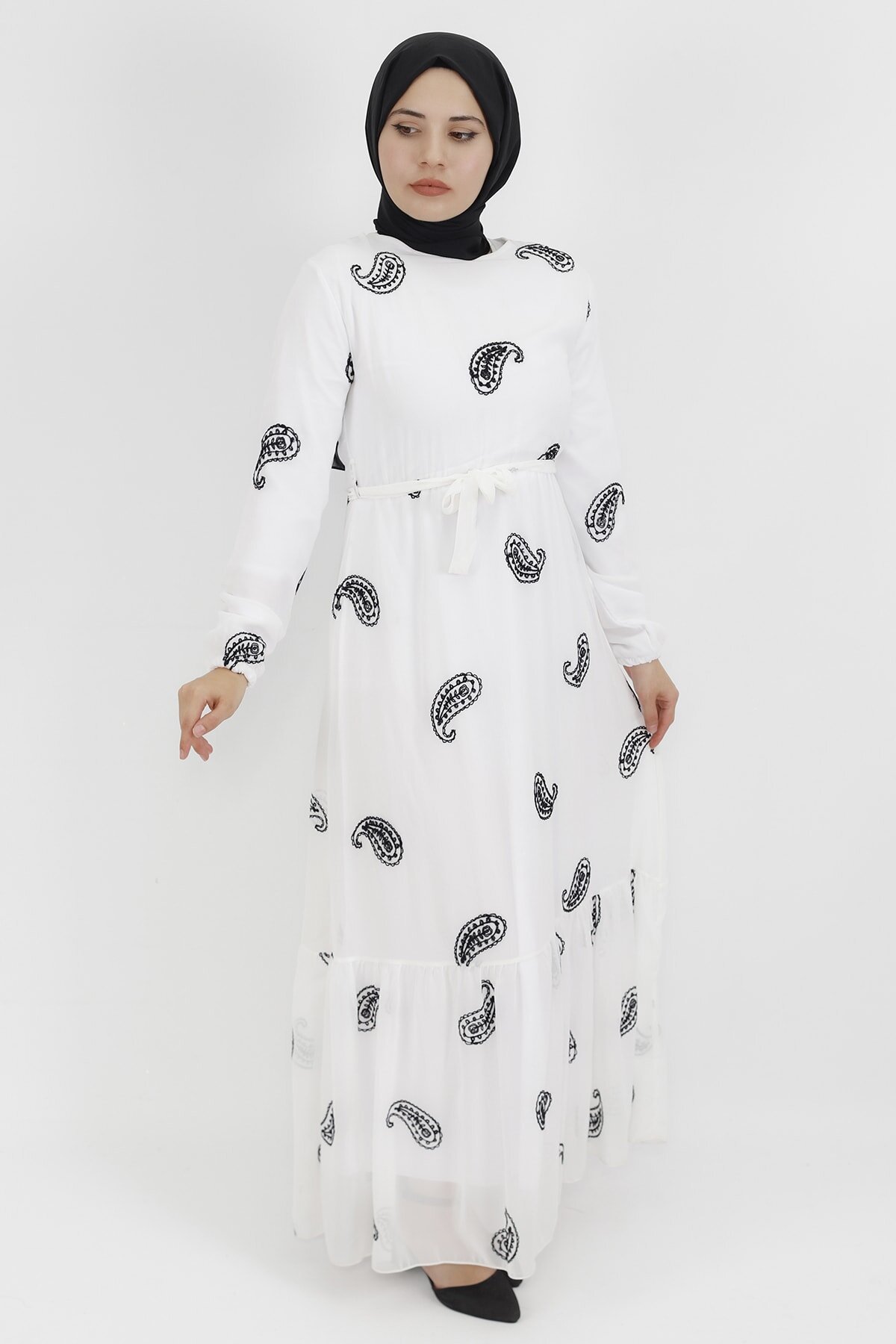 Modest Chiffon Embroidery-Detail Dress - Ecru - Butik