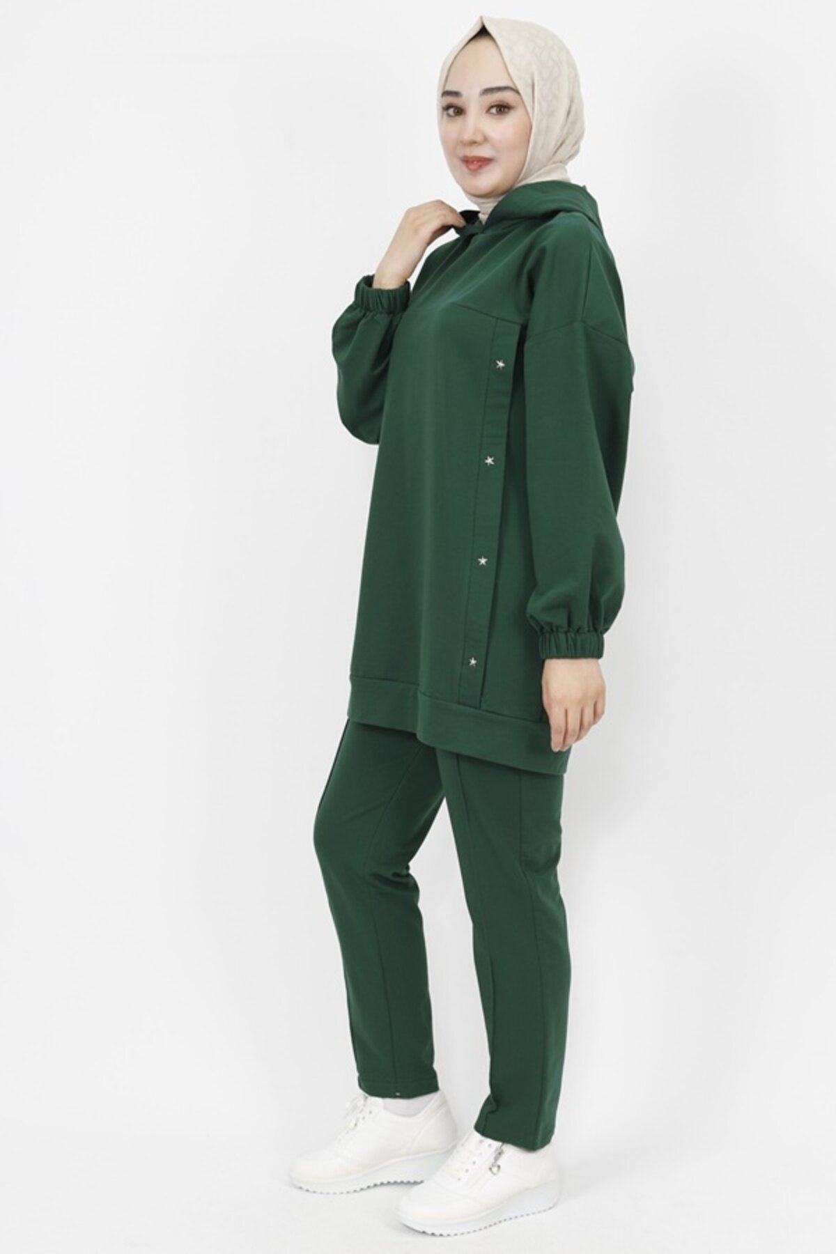 Two-Piece Hooded Two-Thread Knit Modest Set with Star Stud Detail - Khaki - Butik