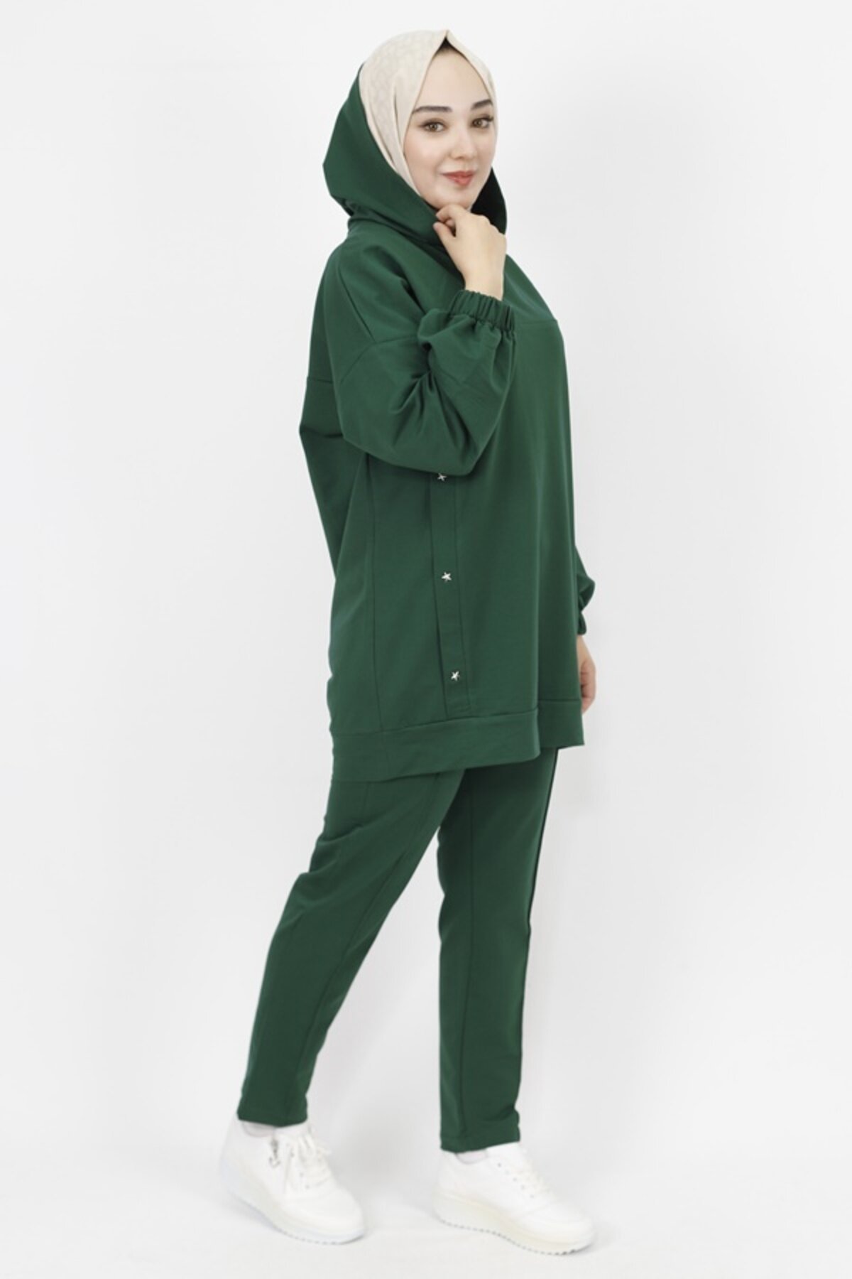 Two-Piece Hooded Two-Thread Knit Modest Set with Star Stud Detail - Khaki - Butik