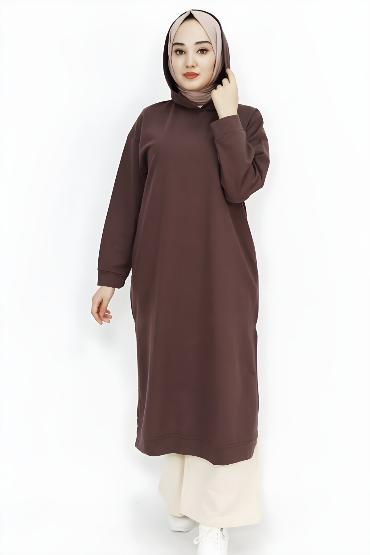 Kahverengi İp Kumaş Kapüşonlu Yırtmaç Detaylı Tesettür Tunik - Butik