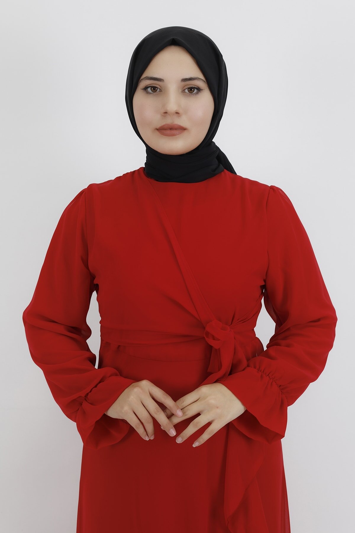 Kırmızı Şifon Kumaş Fırfır Detaylı Tesettür Abiye Elbise - Butik