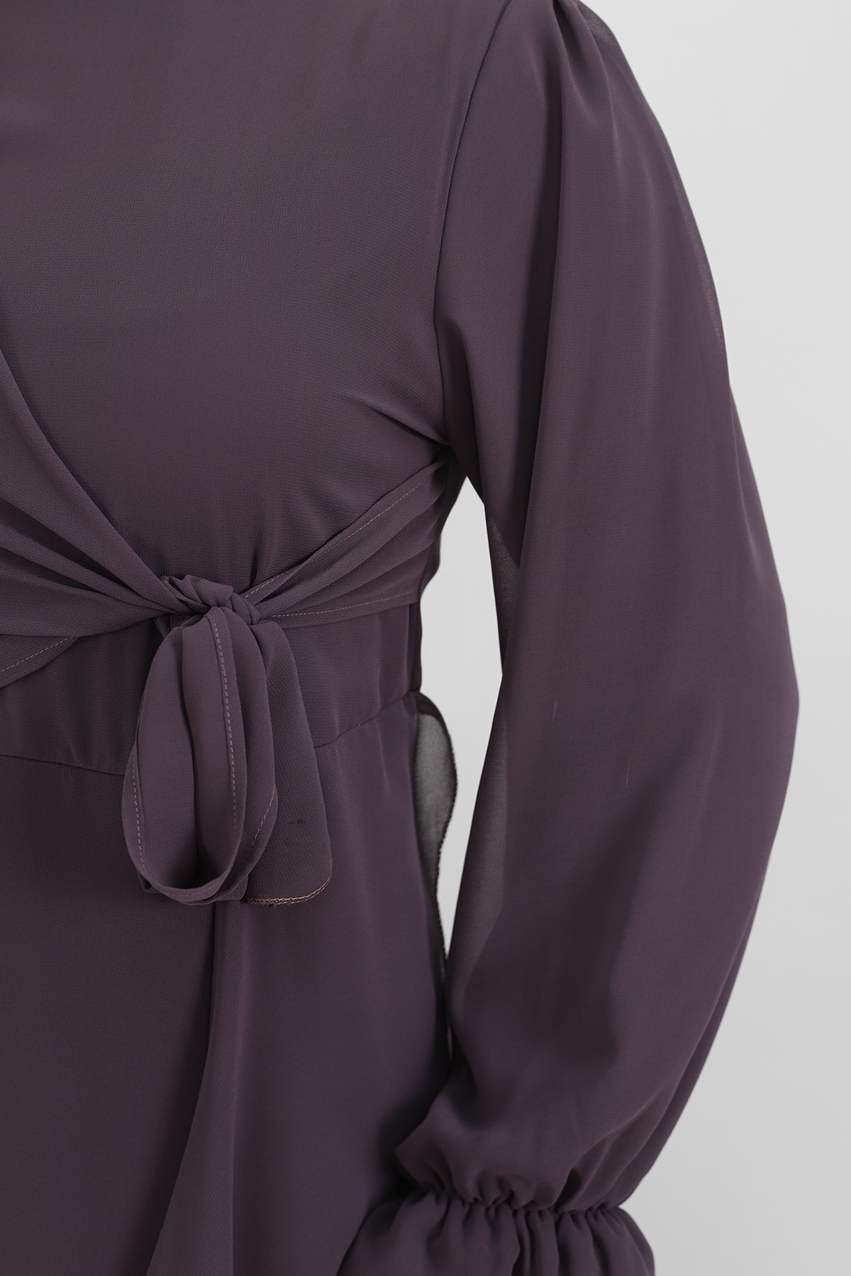 Lila Şifon Kumaş Fırfır Detaylı Tesettür Abiye Elbise - Butik