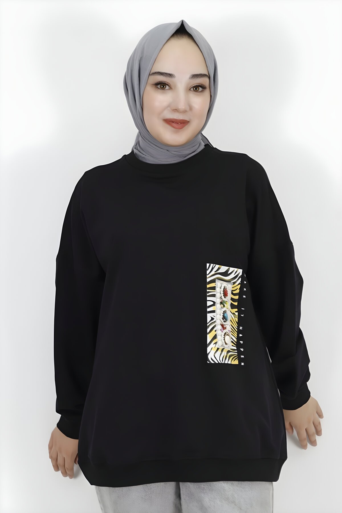 Siyah İki İp Kumaş Oversize İnci Detaylı Tesettür Tunik - Butik