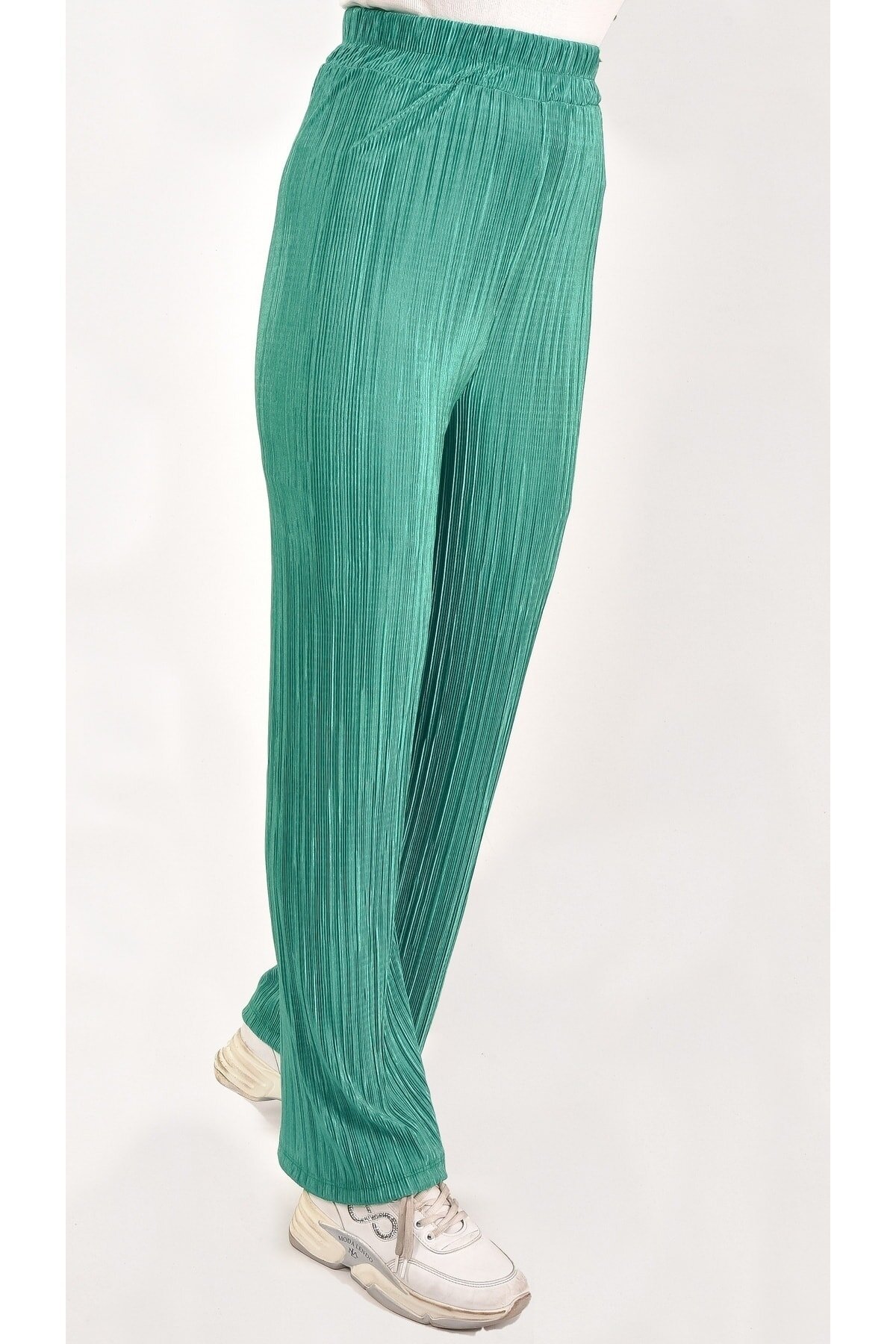 Yeşil Bürümcük Geniş Paça Tesettür Pantolon - Butik