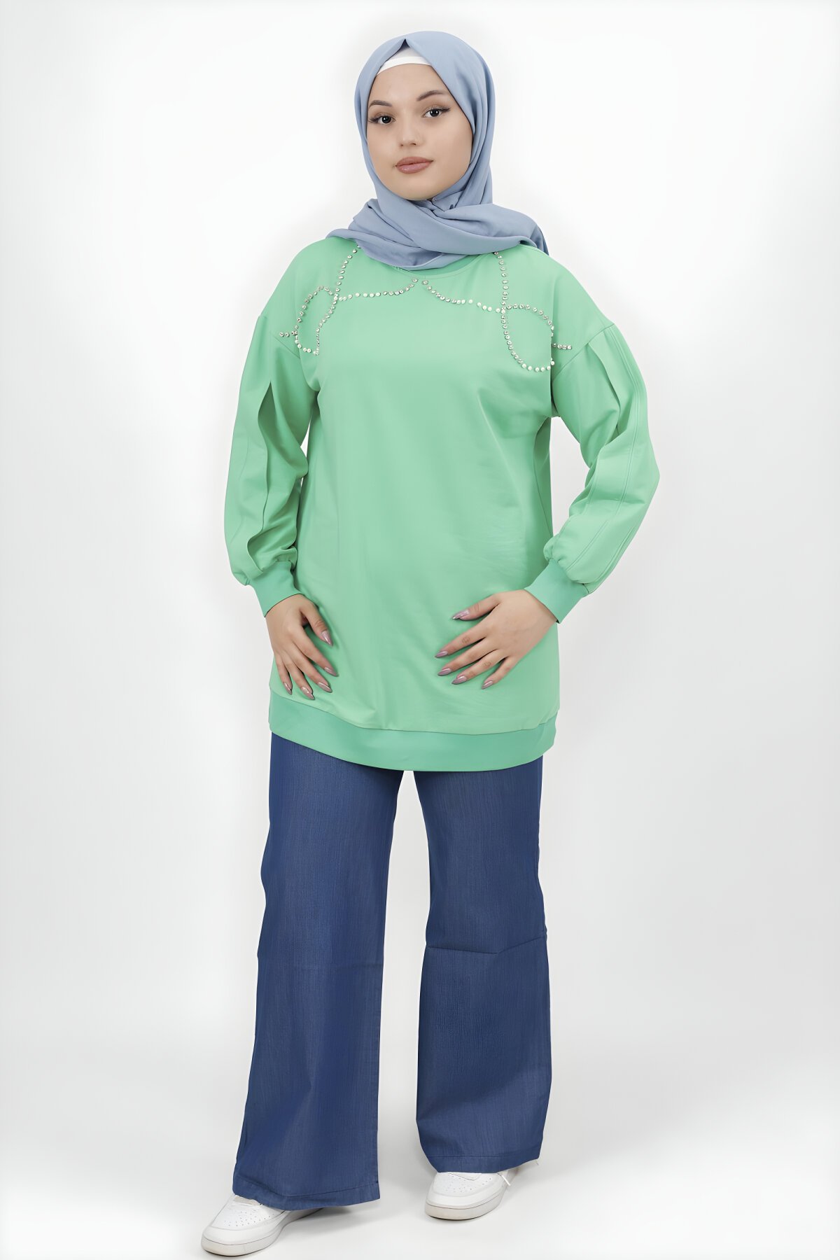 Yeşil İki İplik Taş İnci Çakmalı Tesettür Tunik - Butik