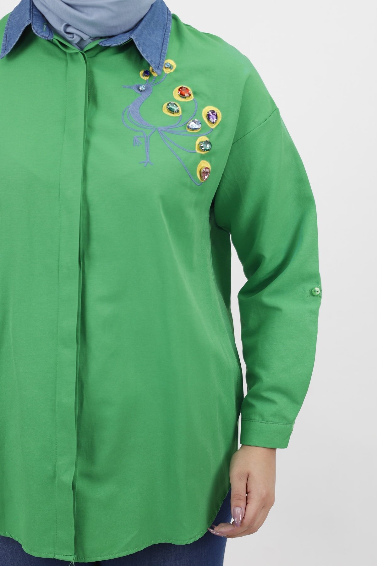 Yeşil Kuş Nakış Taş Detaylı Poplin Gömlek - Butik
