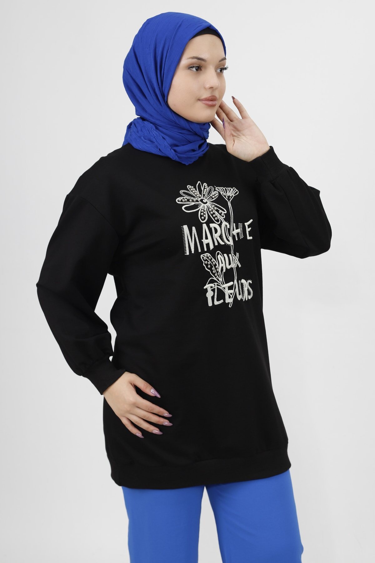 Pearl and Embroidery Detail Yarn Fabric Modest Tunic - Black - Bwest