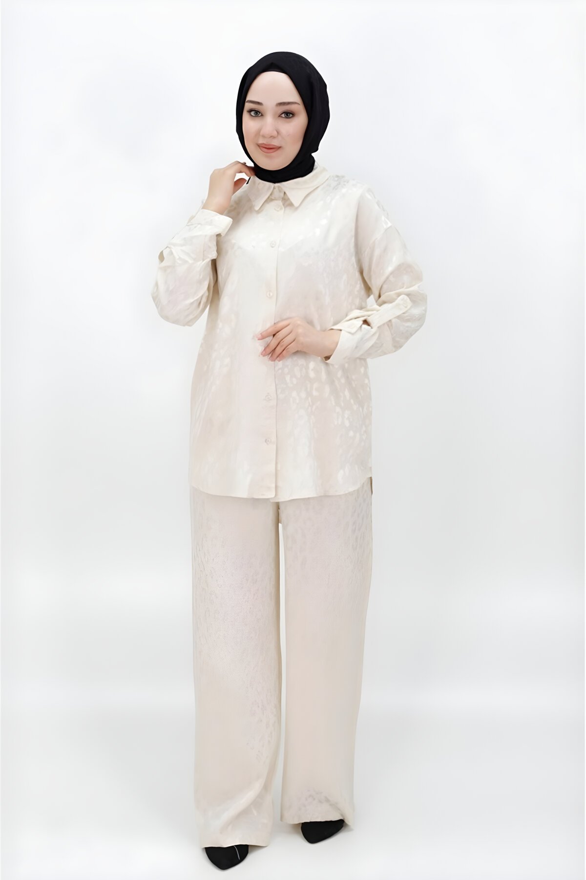 Gri Jakar Kumaş Desenli İkili Takım - Bycoolest Butik